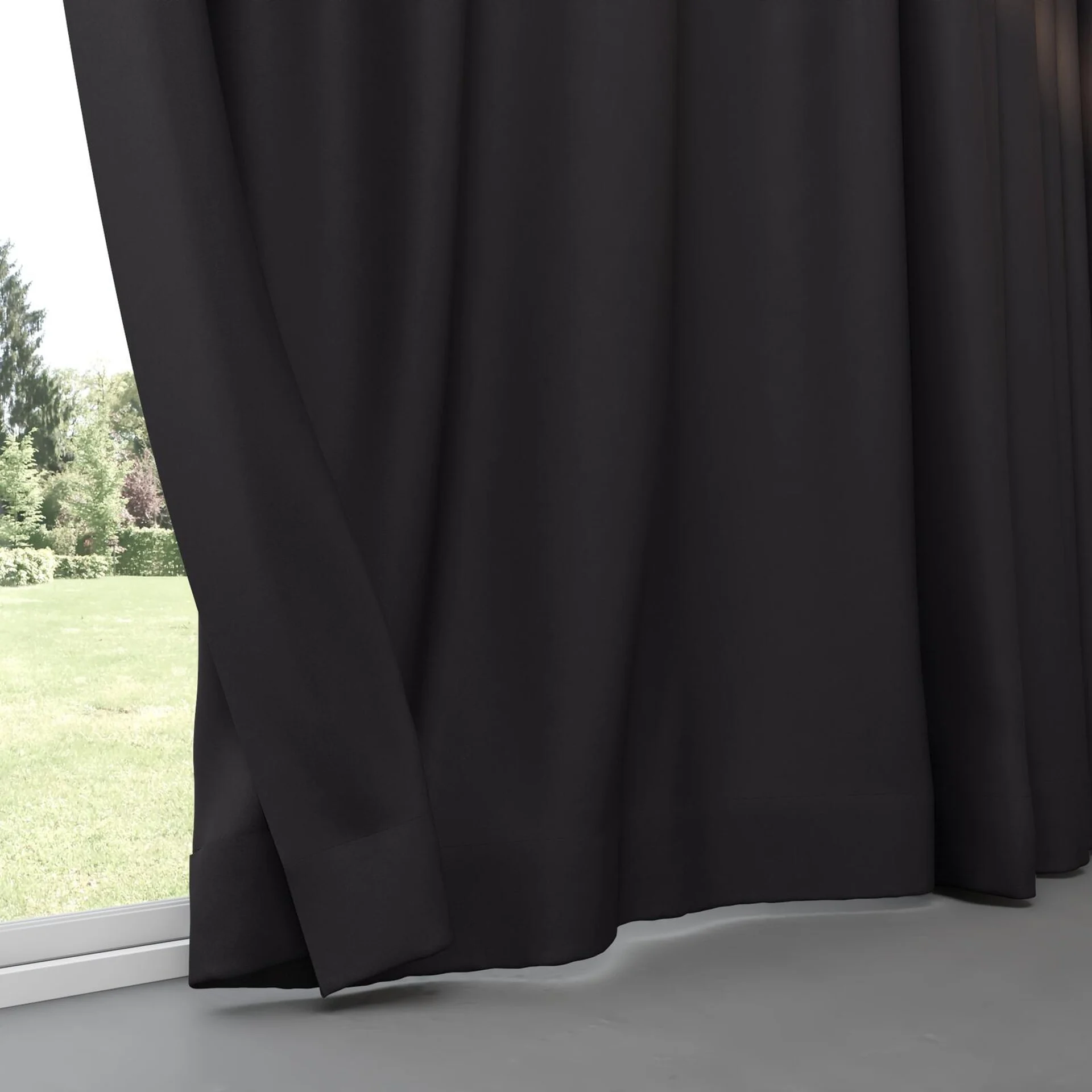 Bottom view of Woolskin Caviar, pinch pleat