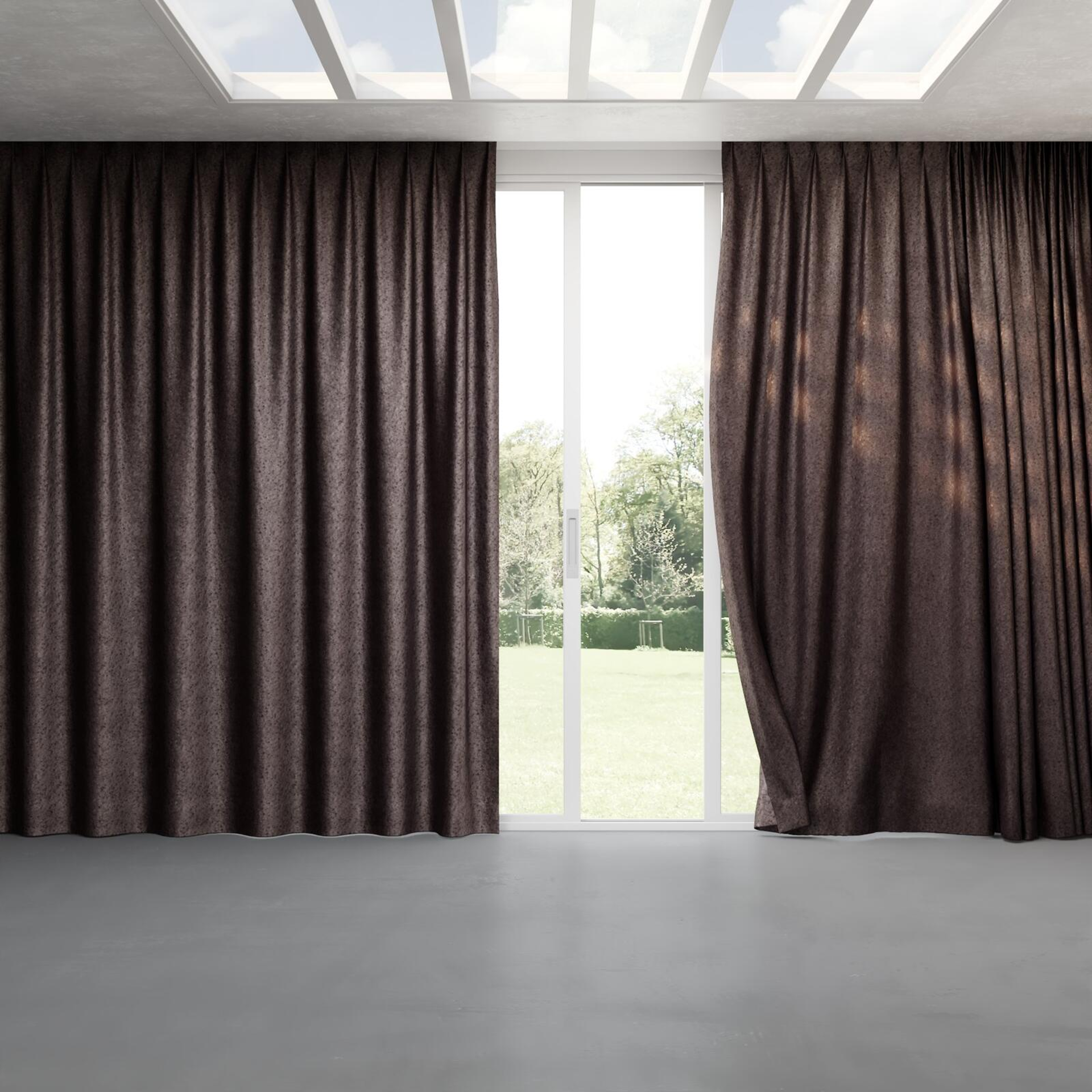 Full view of Opera Shadow, pinch pleat