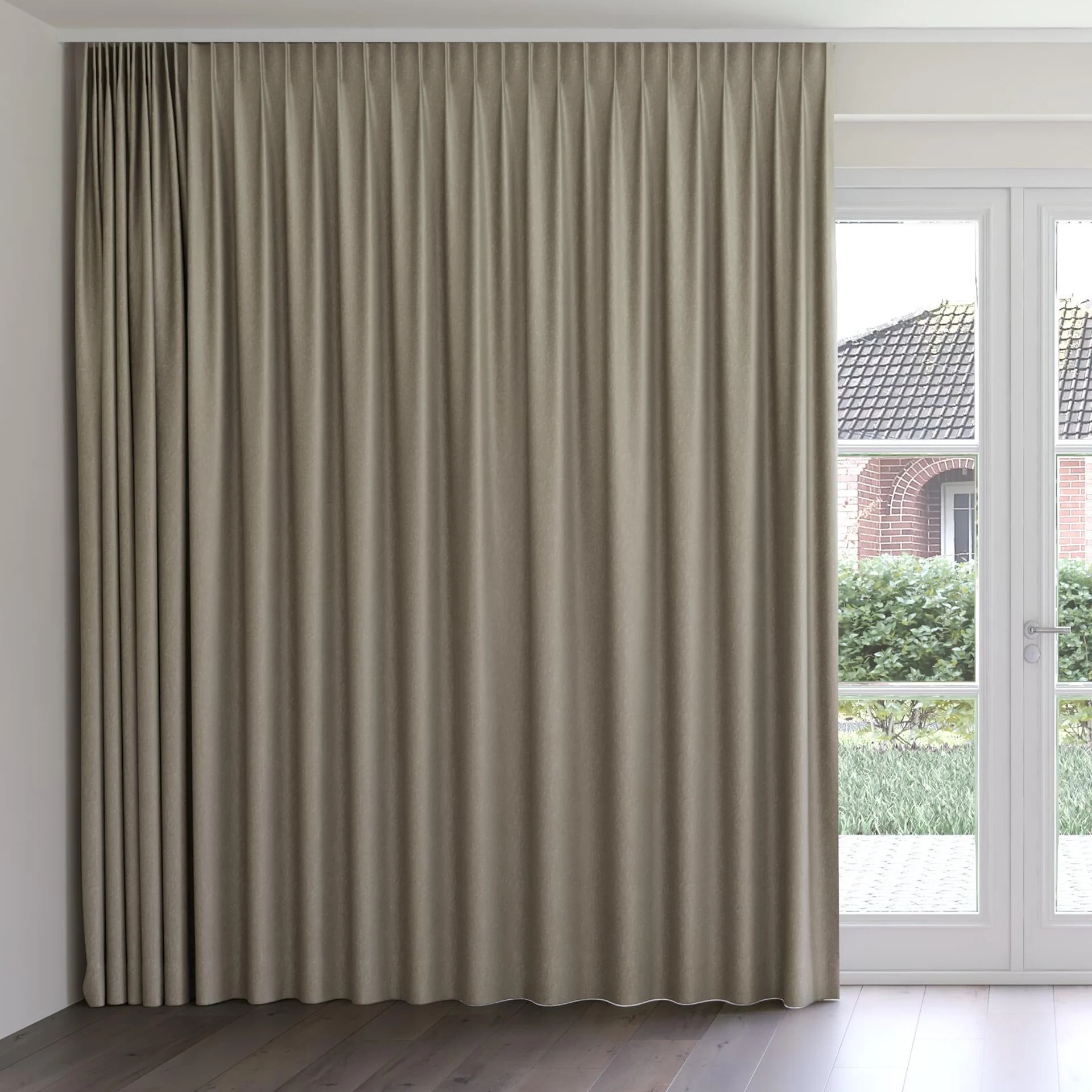 Front view of Rewind Chinchilla, on curtain rail