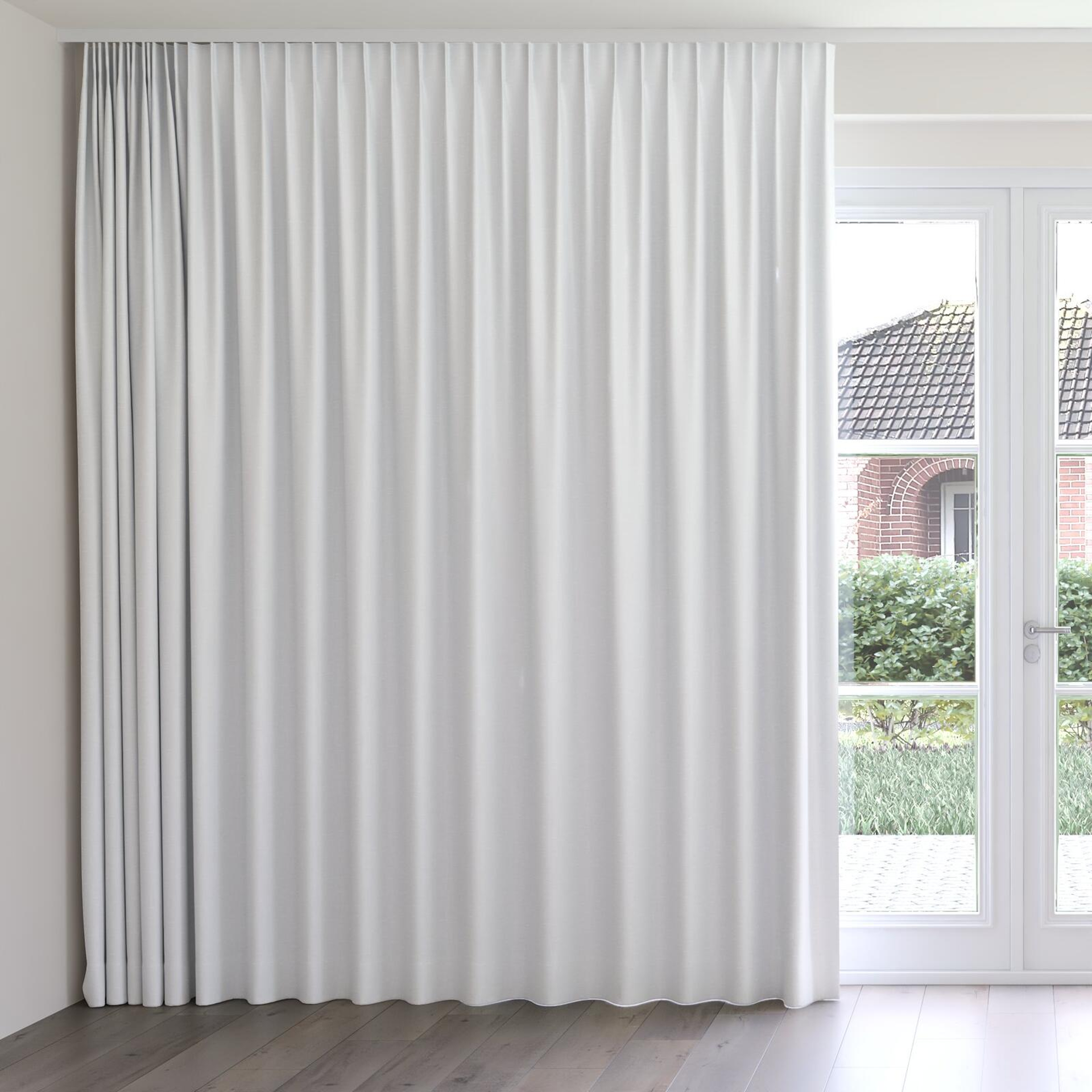 Front view of Atelier Snow, on curtain rail