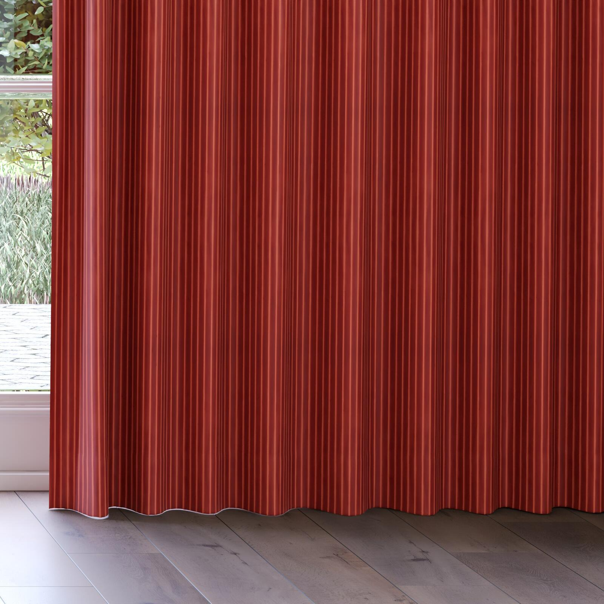 Bottom view of Cordial Copper, on curtain rail