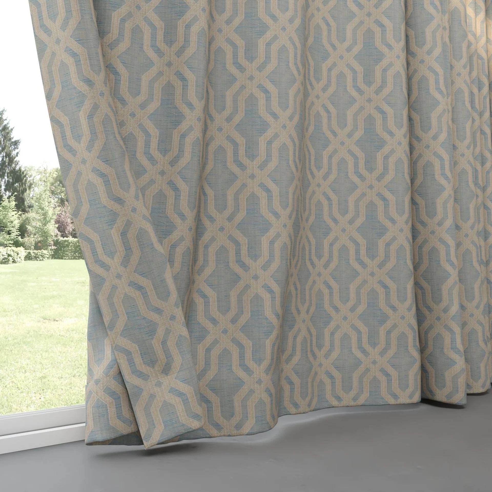 Bottom view of Modus Sky, pinch pleat