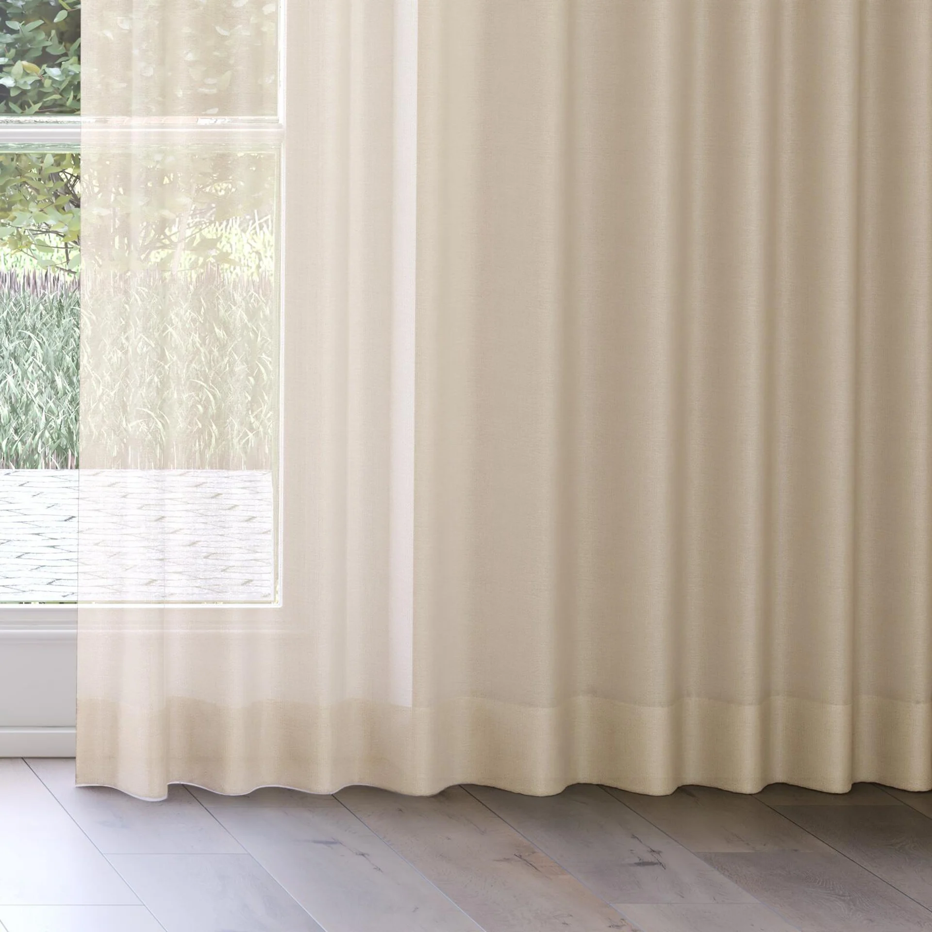 Bottom view of Jermian Gold, on curtain rail