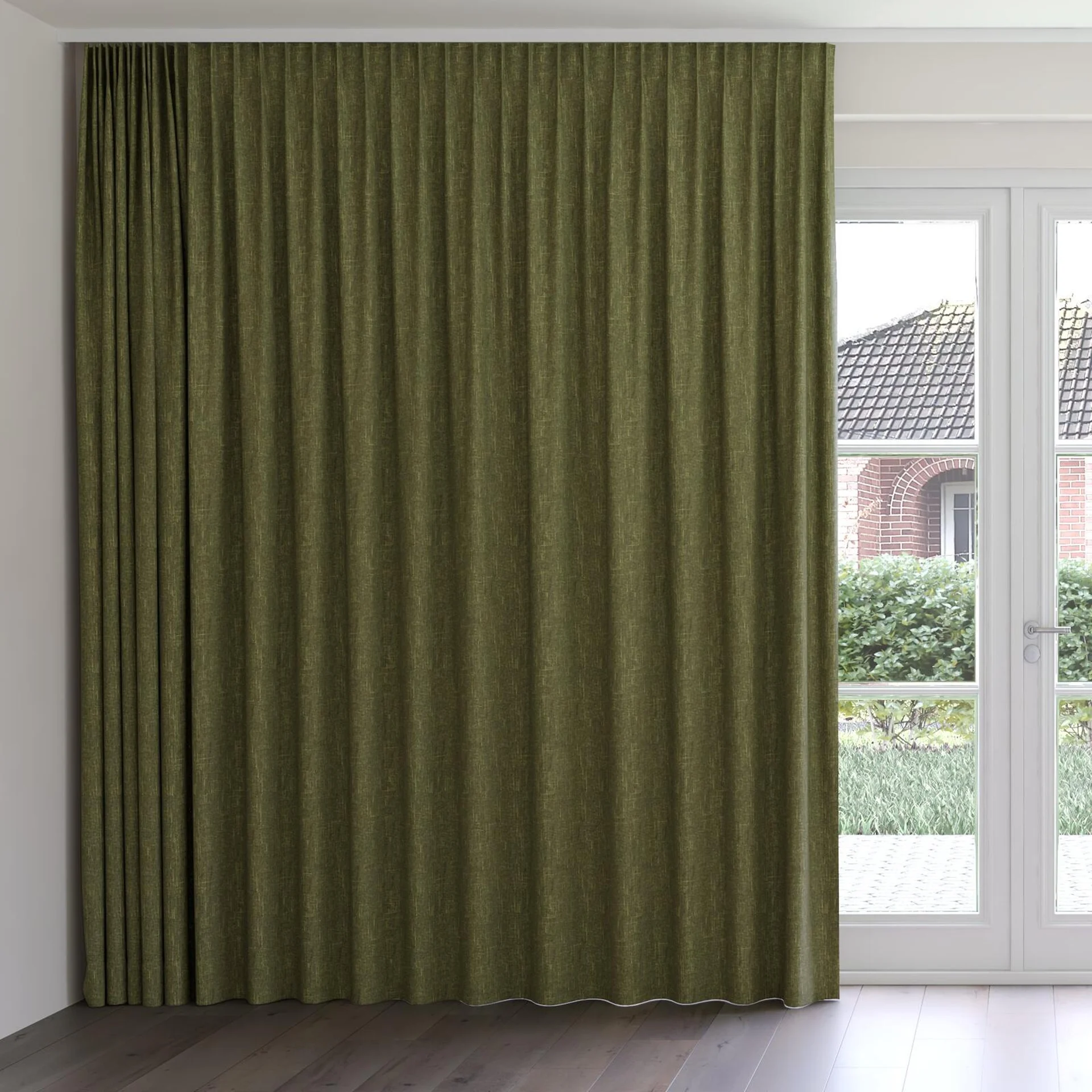 Front view of Cavalry Basil, on curtain rail