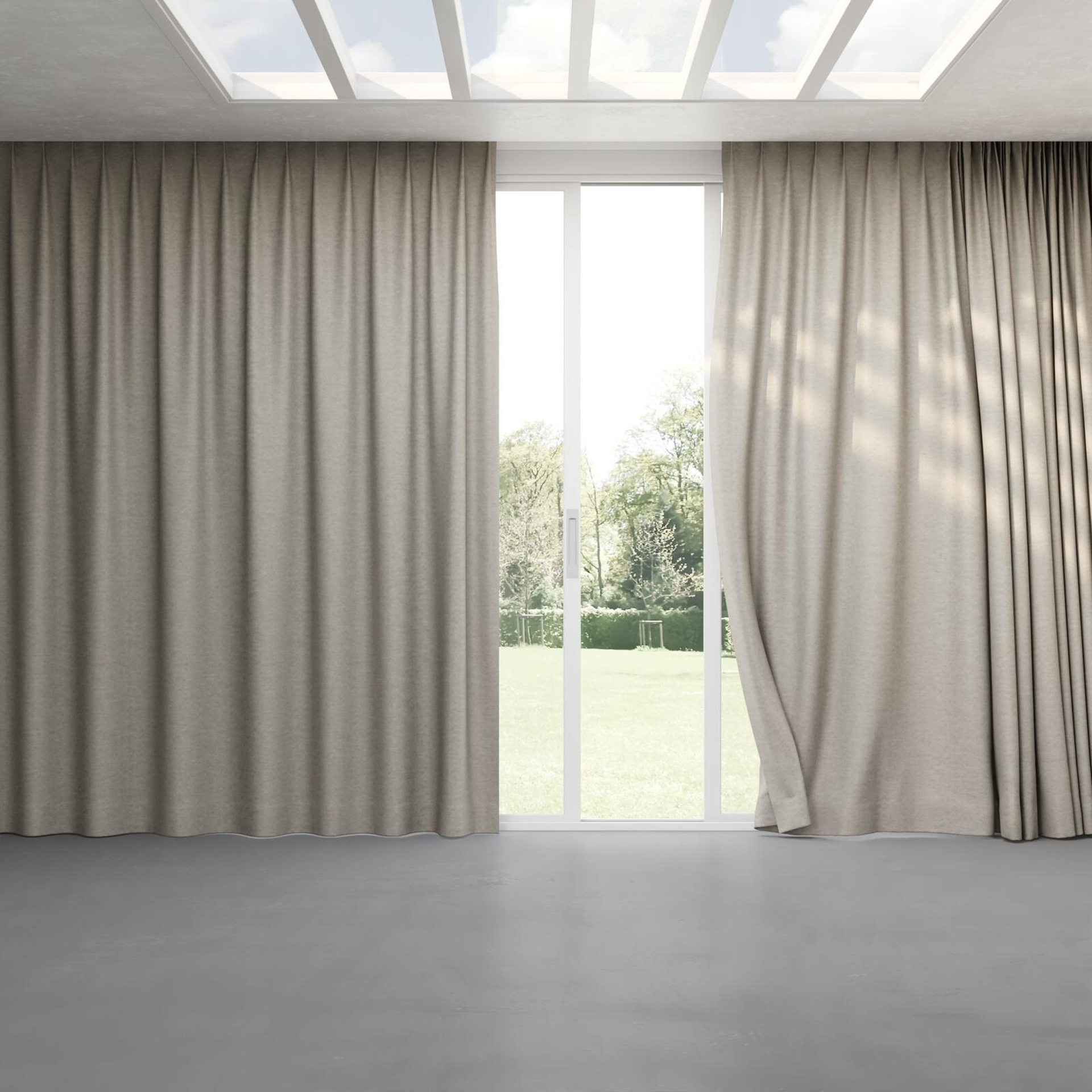 Full view of Colourwash Shadow, pinch pleat