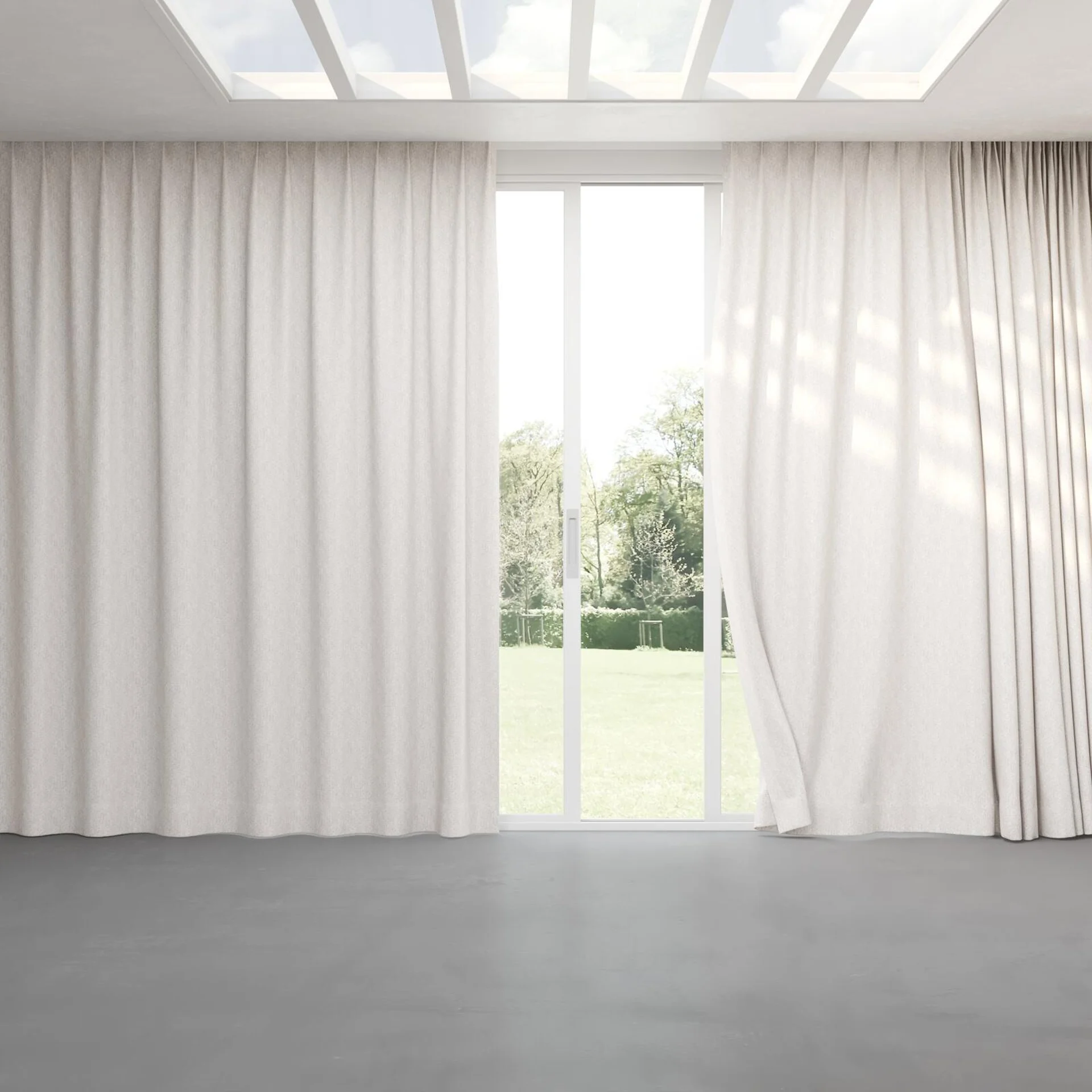 Full view of Cestino Salt, pinch pleat