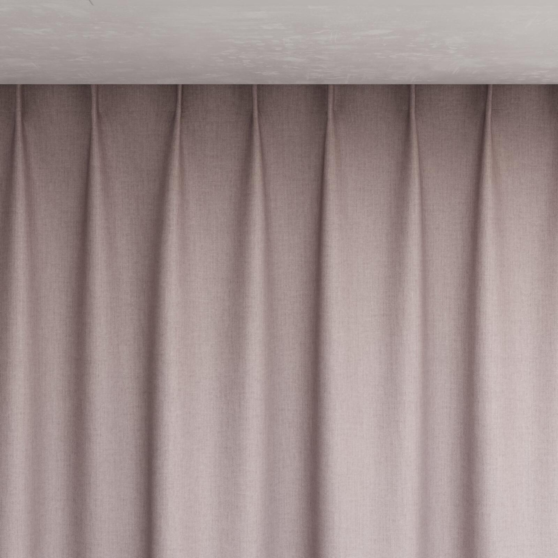 Top view of Cushy Crystal, pinch pleat