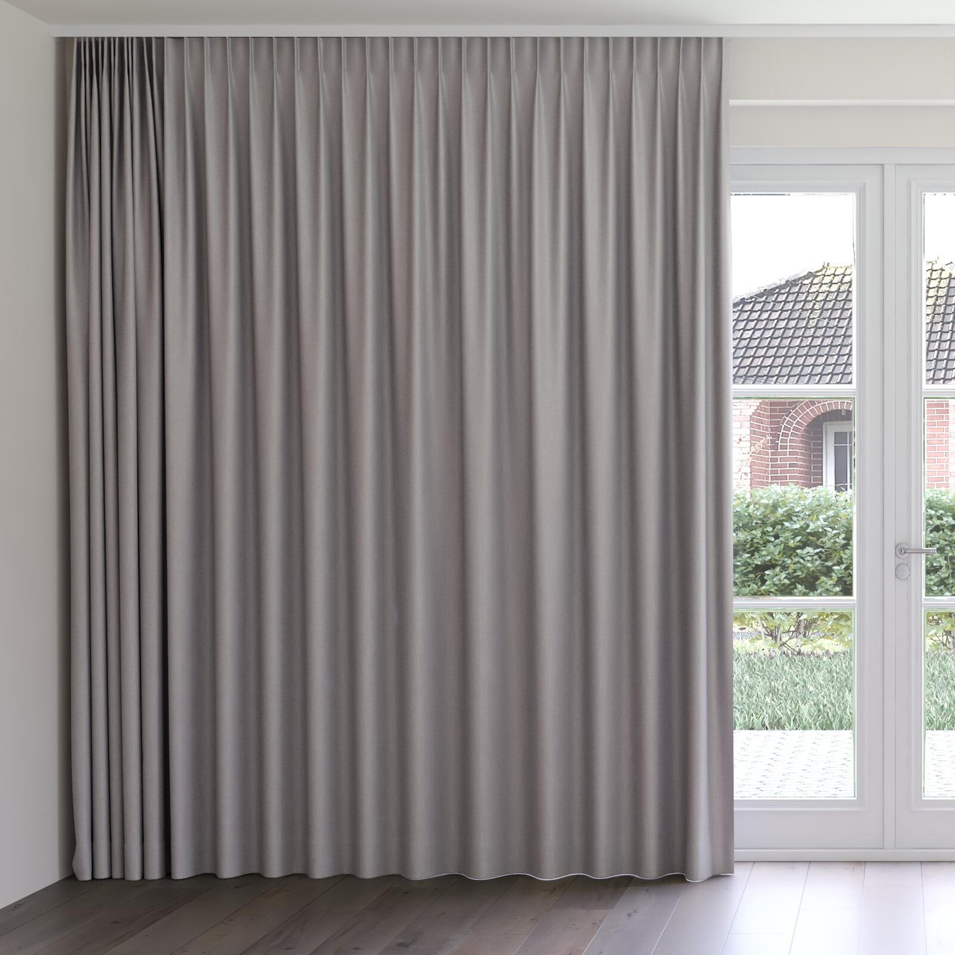 Front view of Re Delis Beech, on curtain rail