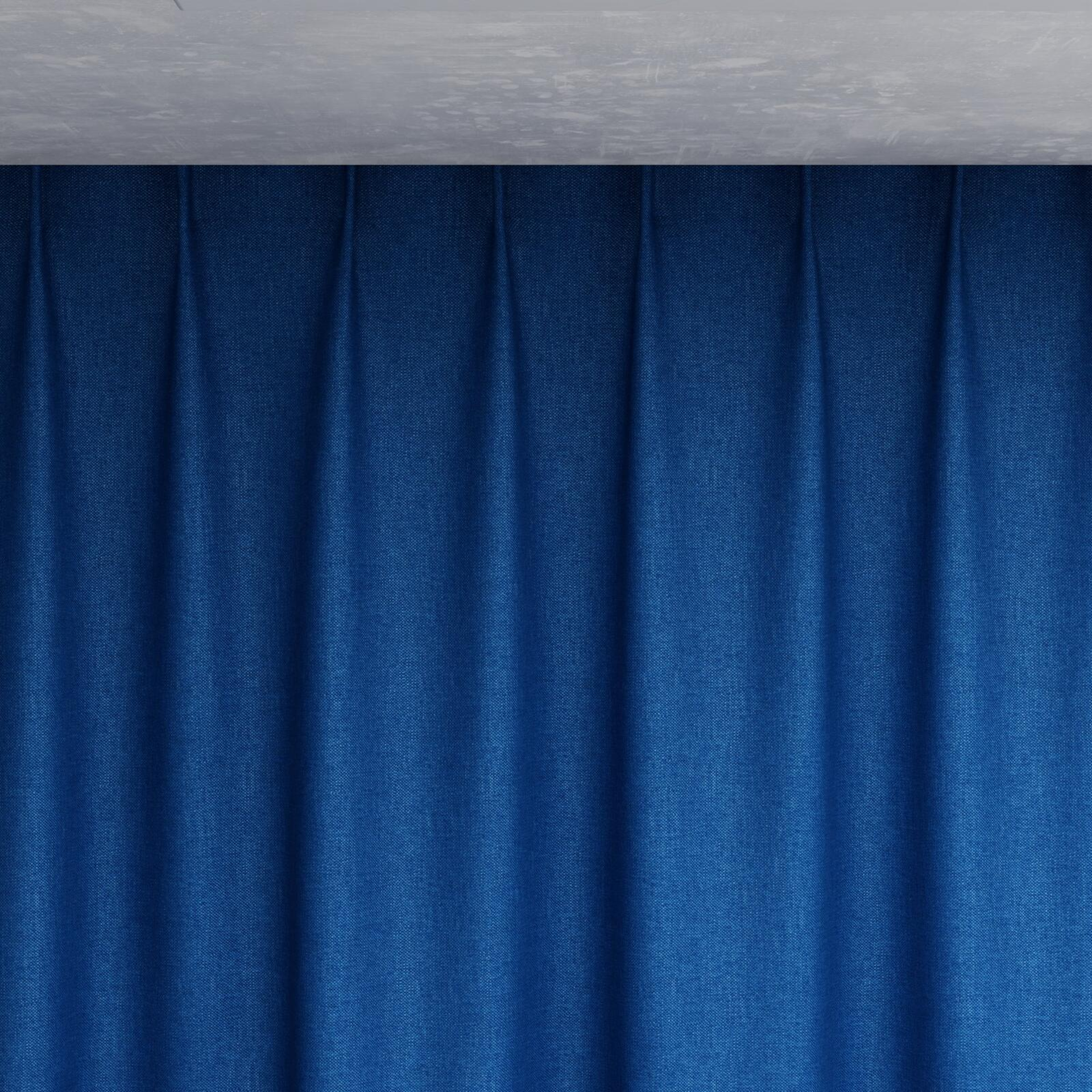 Top view of Perfecto Ocean, pinch pleat