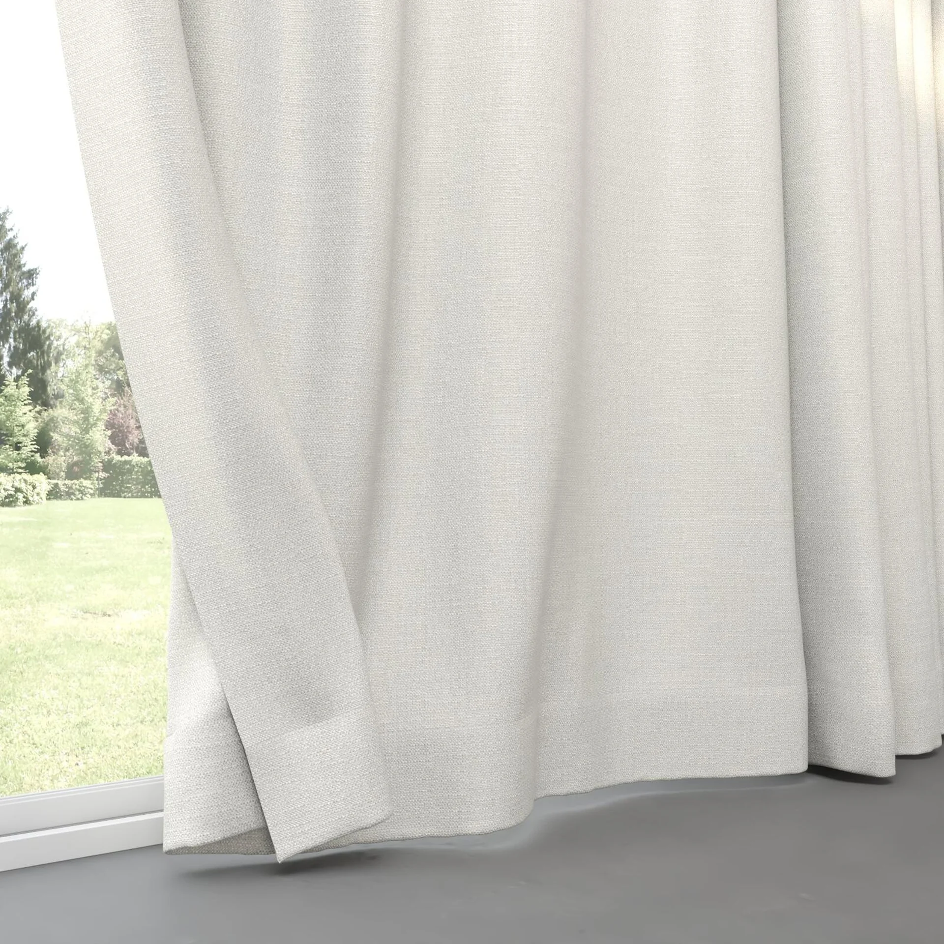 Bottom view of Saturn Silver, pinch pleat
