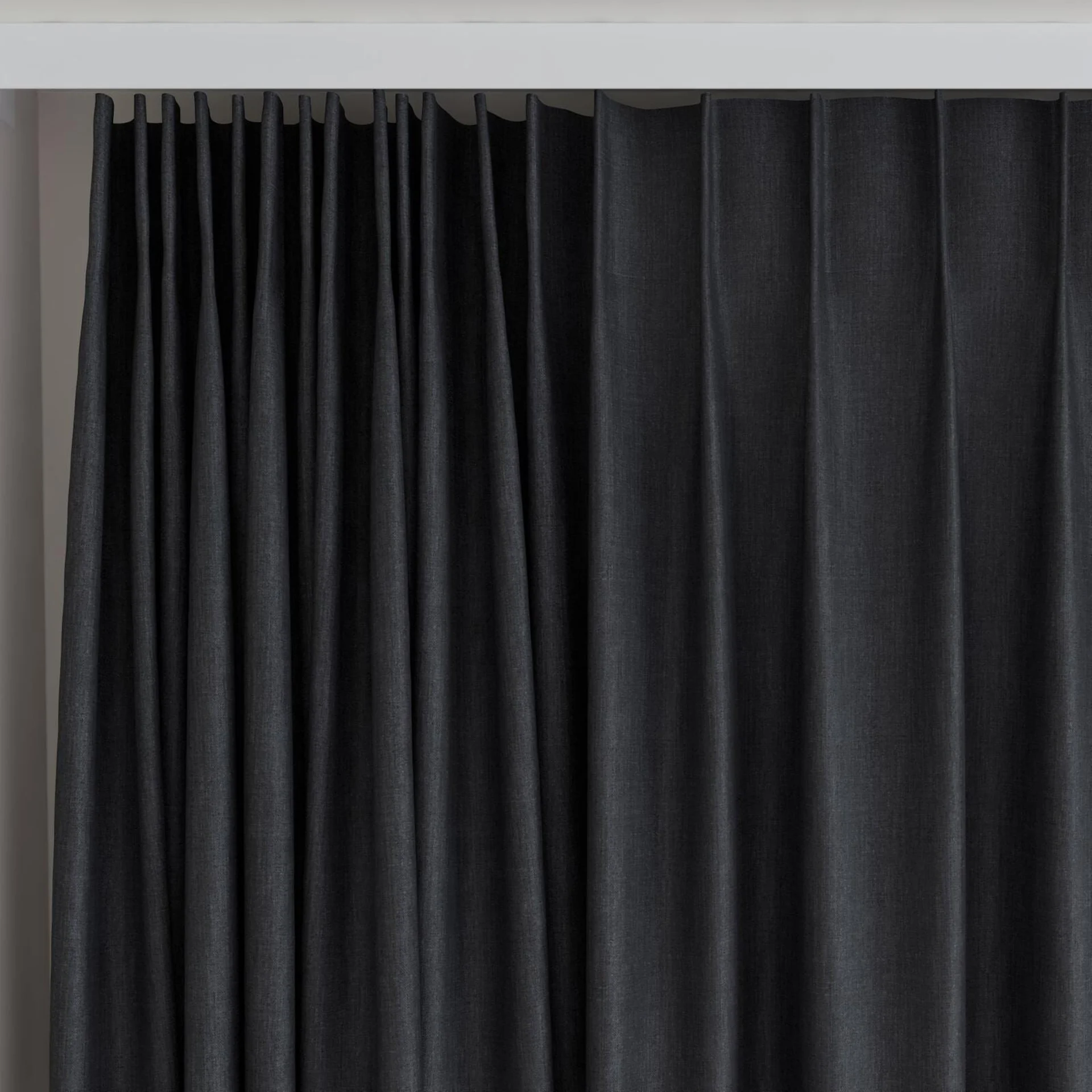 Top view of Kidglove Onyx, on curtain rail