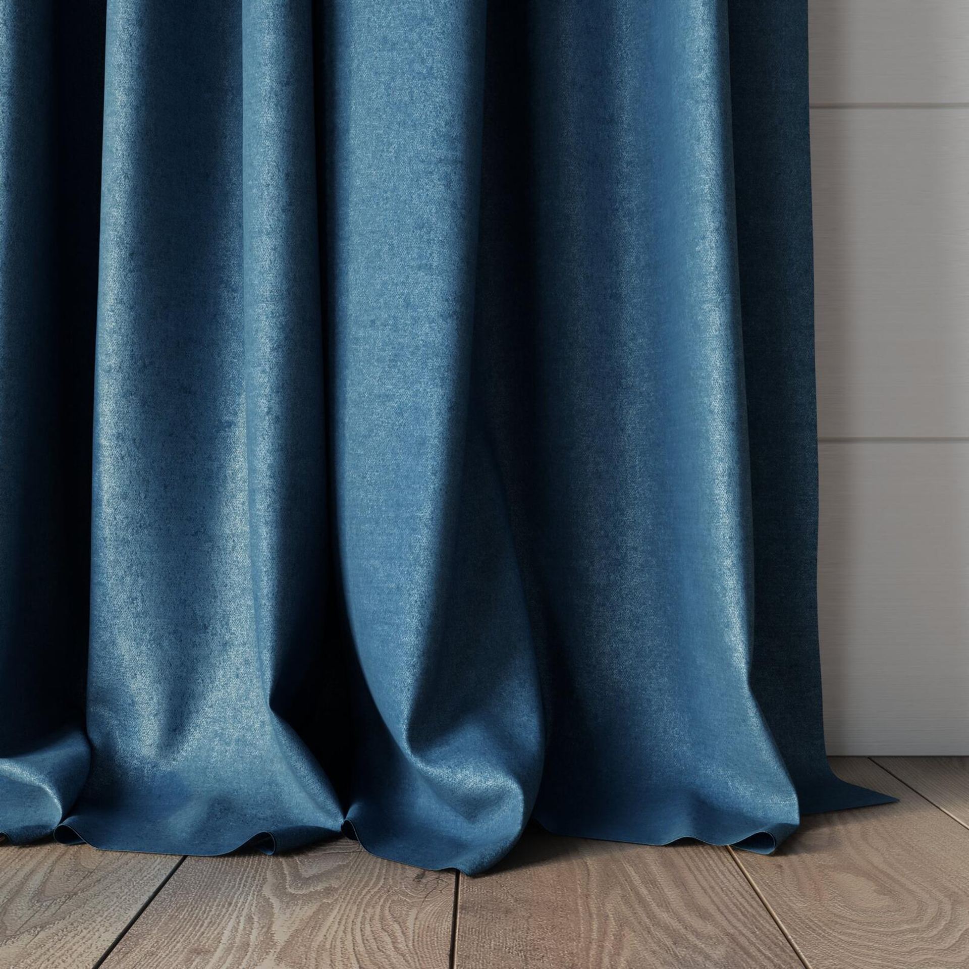 Bottom view of Drama Spa, puddled, on curtain rod