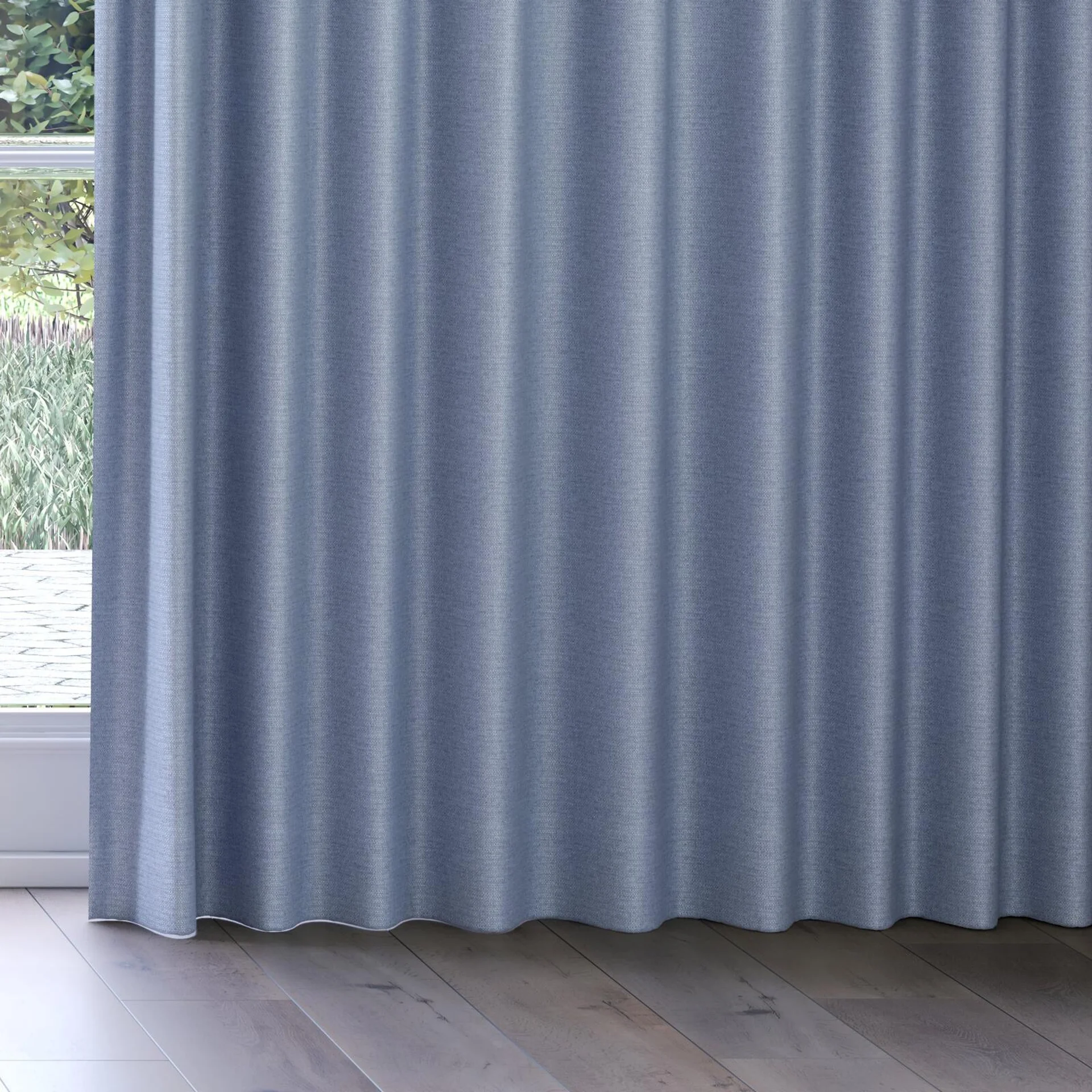Bottom view of Bravo Delft, on curtain rail