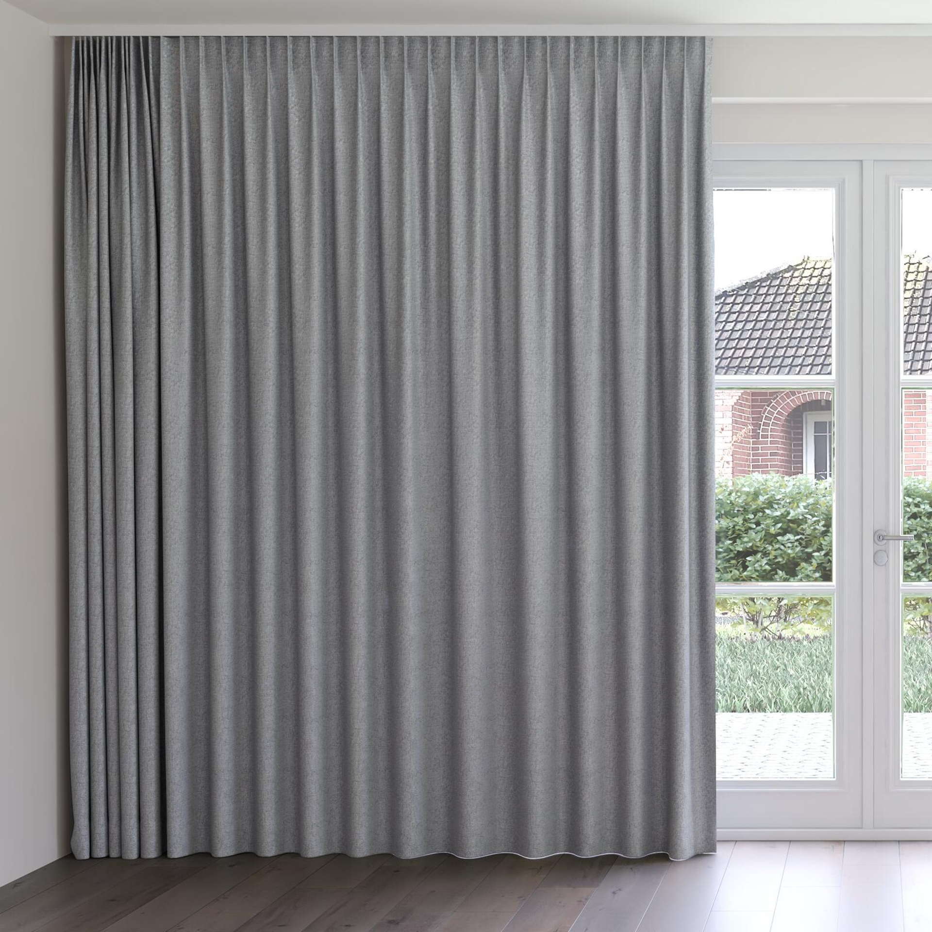 Front view of Monsieur Celadon, on curtain rail