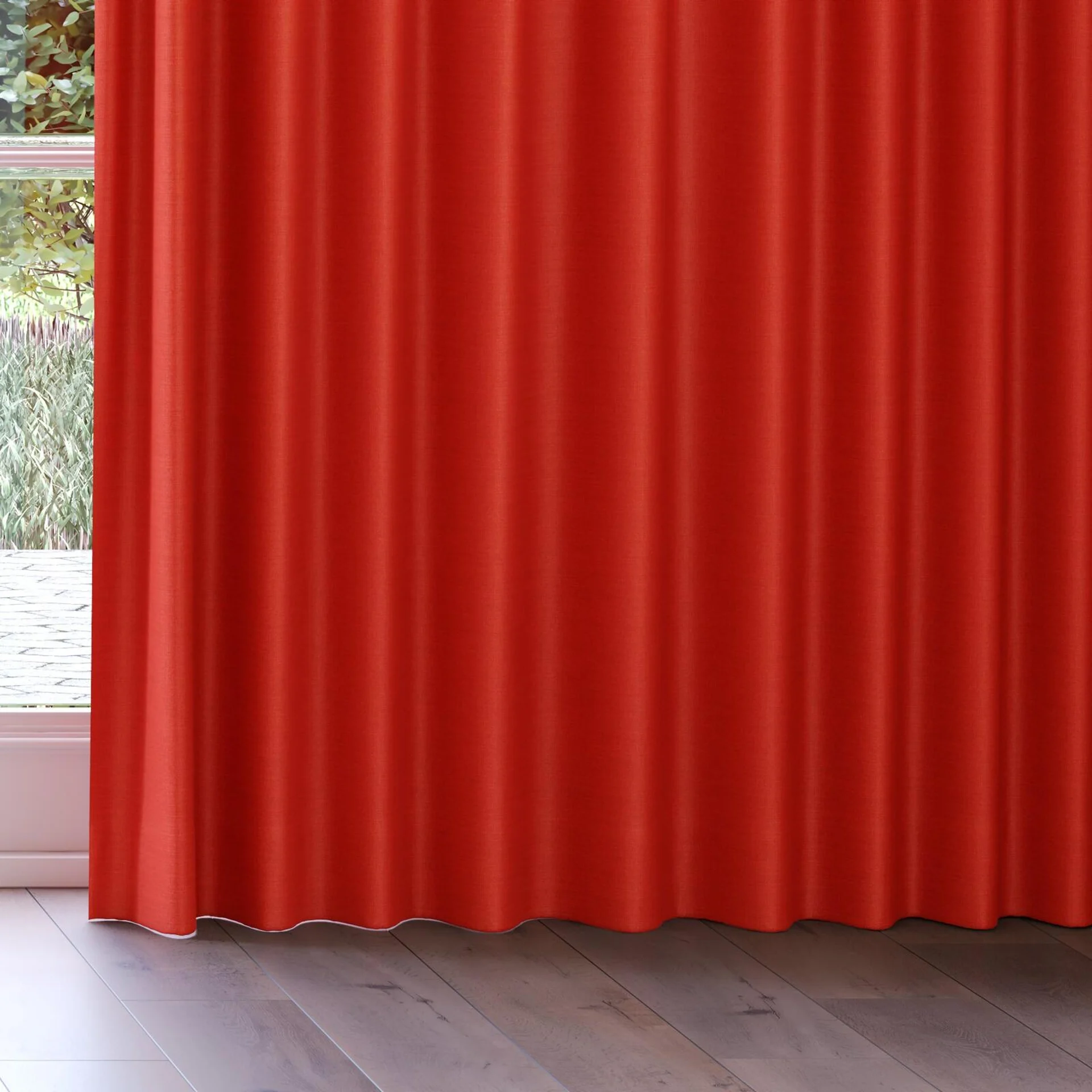 Bottom view of Linex Fiery, on curtain rail