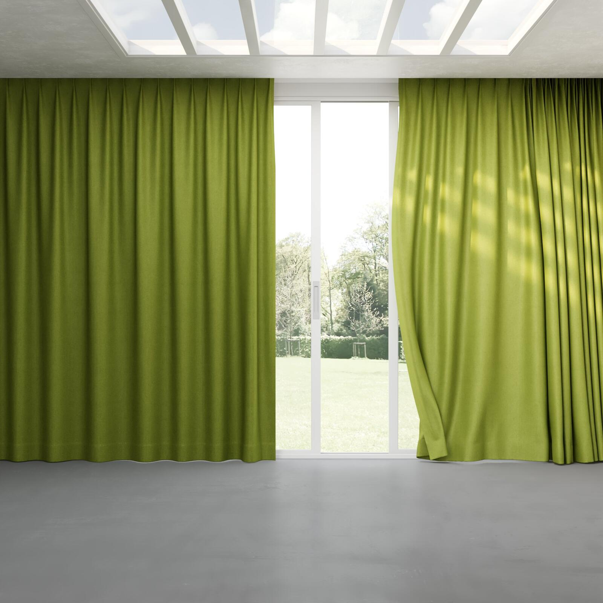 Full view of Rover Pesto, pinch pleat
