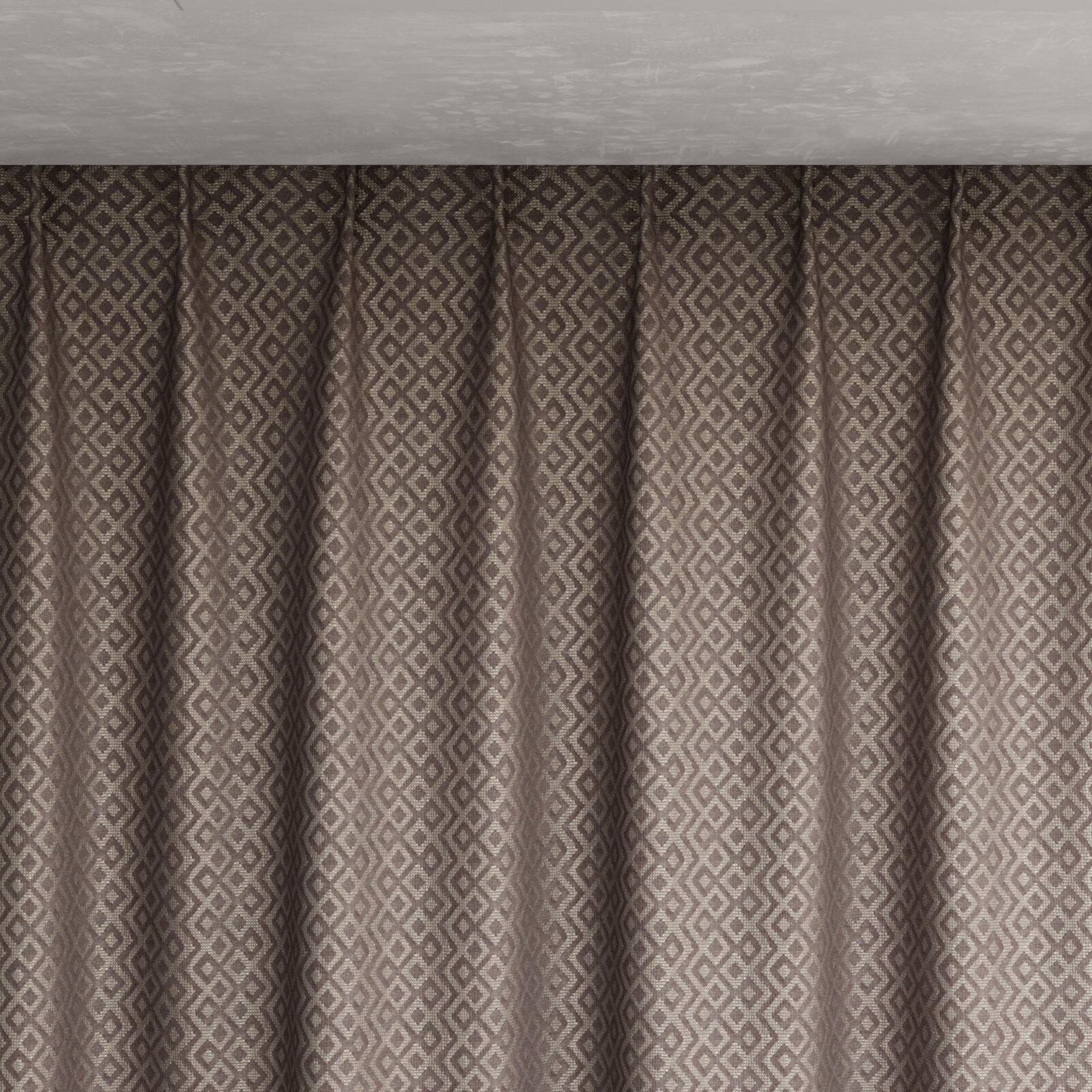 Top view of Daytona Fossil, pinch pleat
