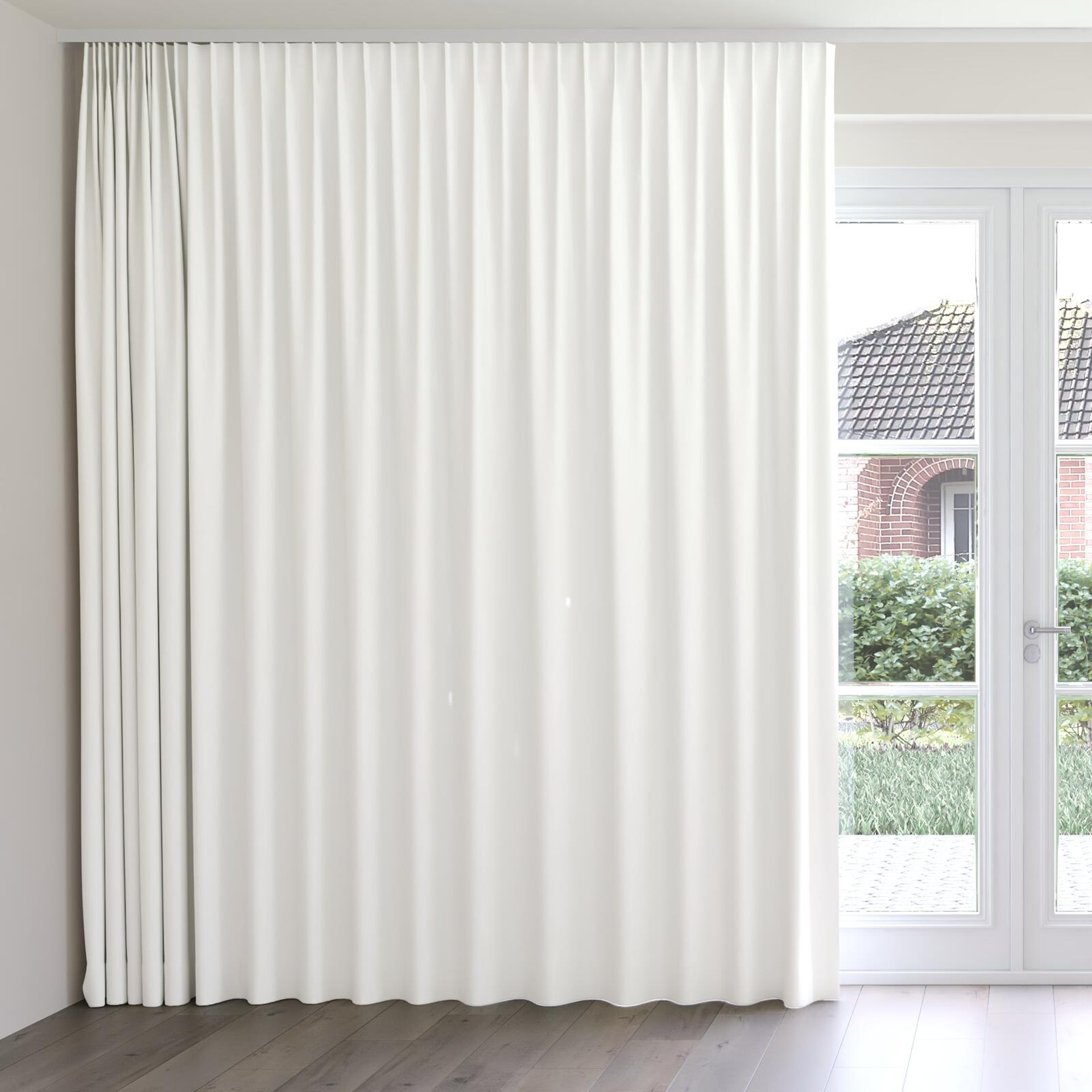 Front view of Vela Swan, on curtain rail