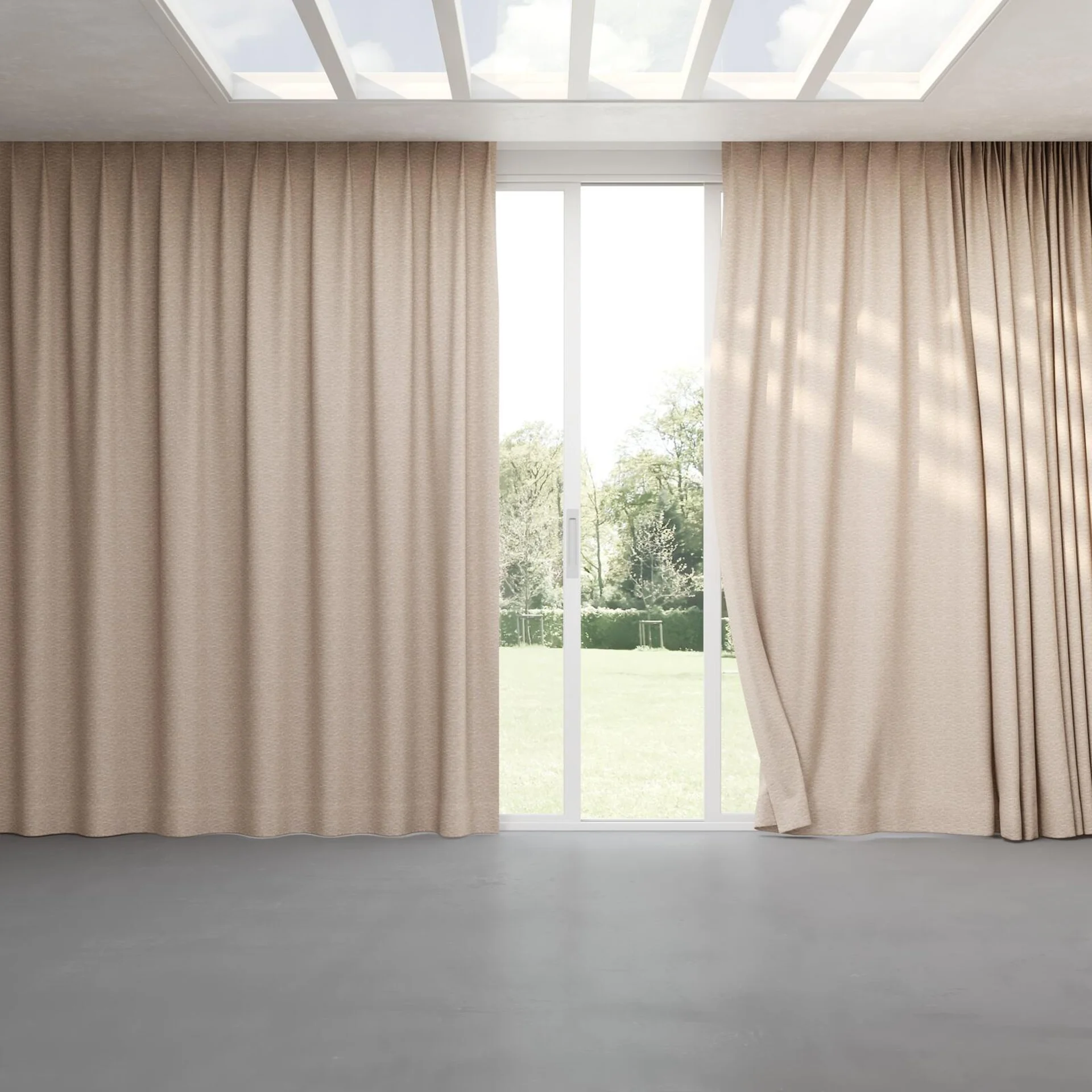 Full view of Cestino Clay, pinch pleat