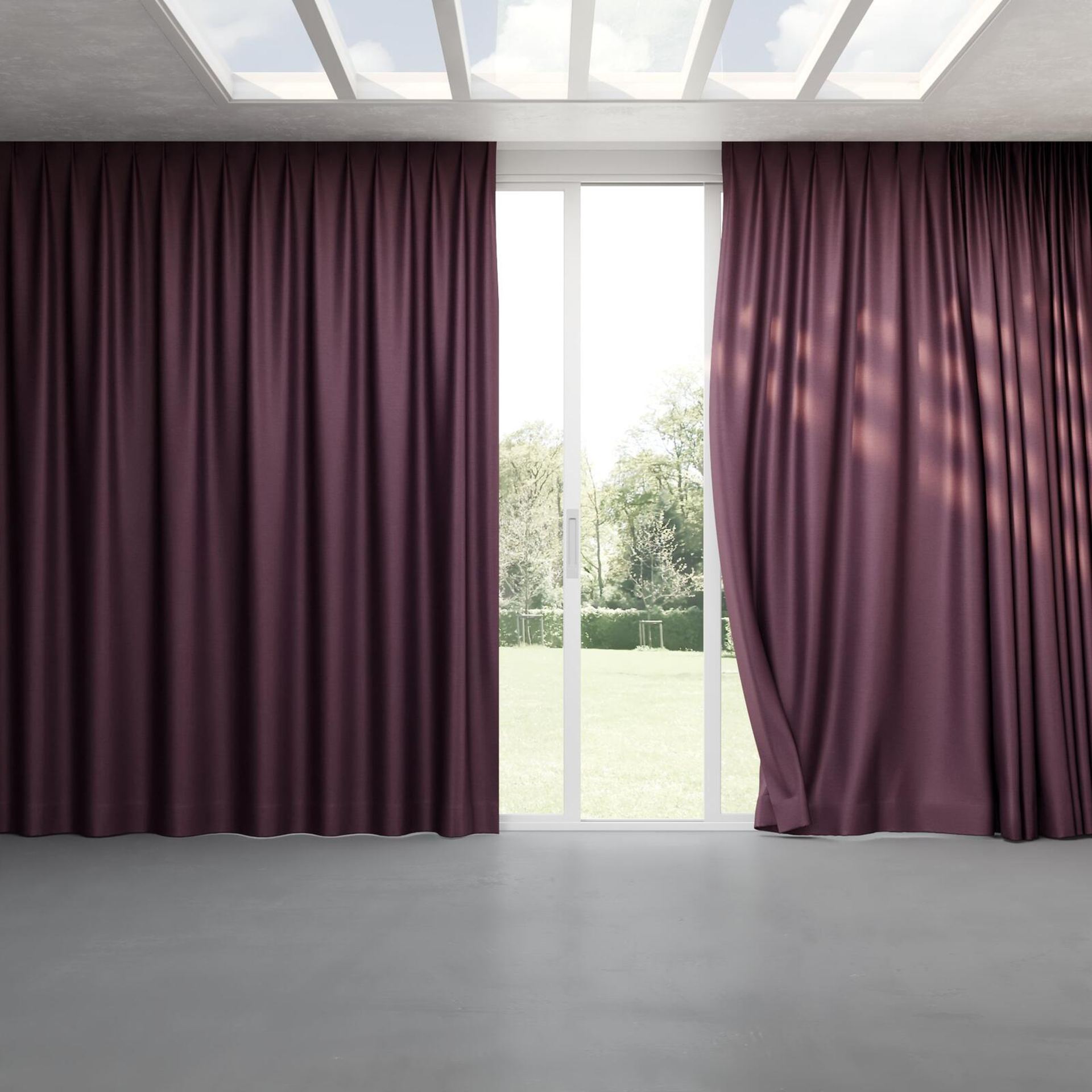 Full view of Provence Aubergine, pinch pleat
