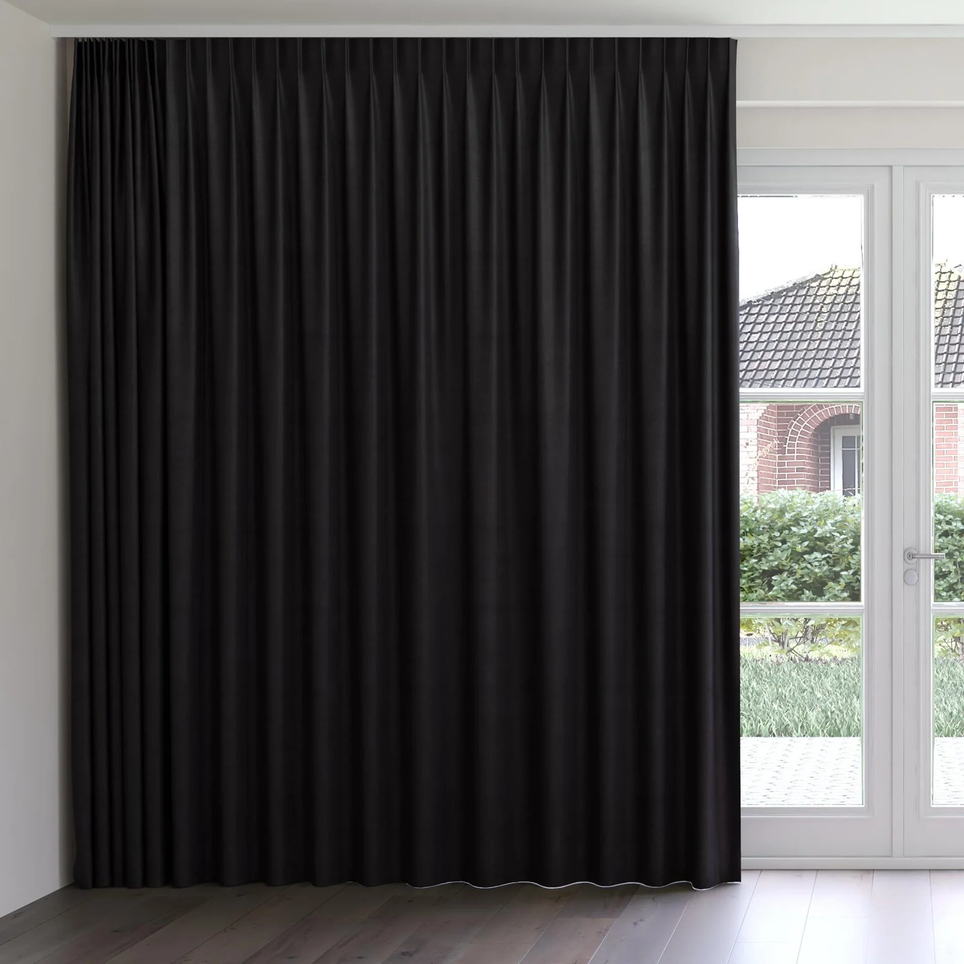 Front view of Baron Caviar, on curtain rail