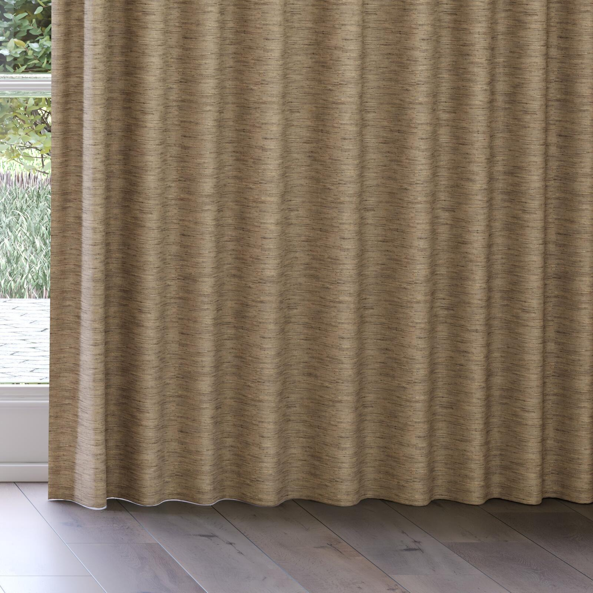 Bottom view of Venus Dune, on curtain rail