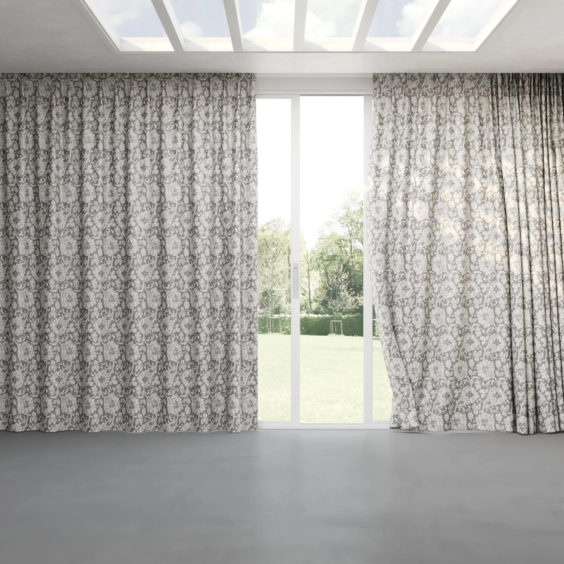 Full view of Florentine Silver, pinch pleat