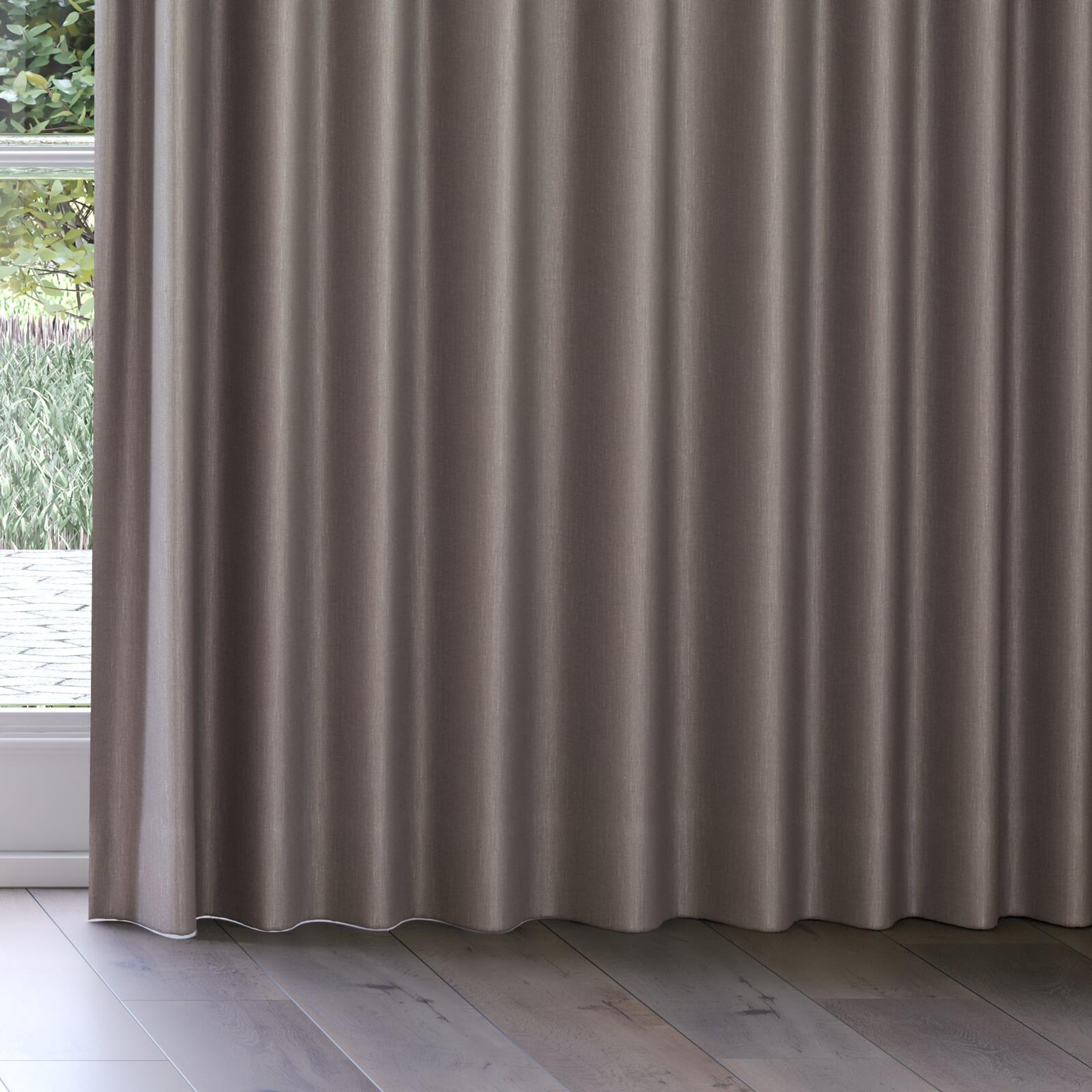 Bottom view of Bavaria Otter, on curtain rail