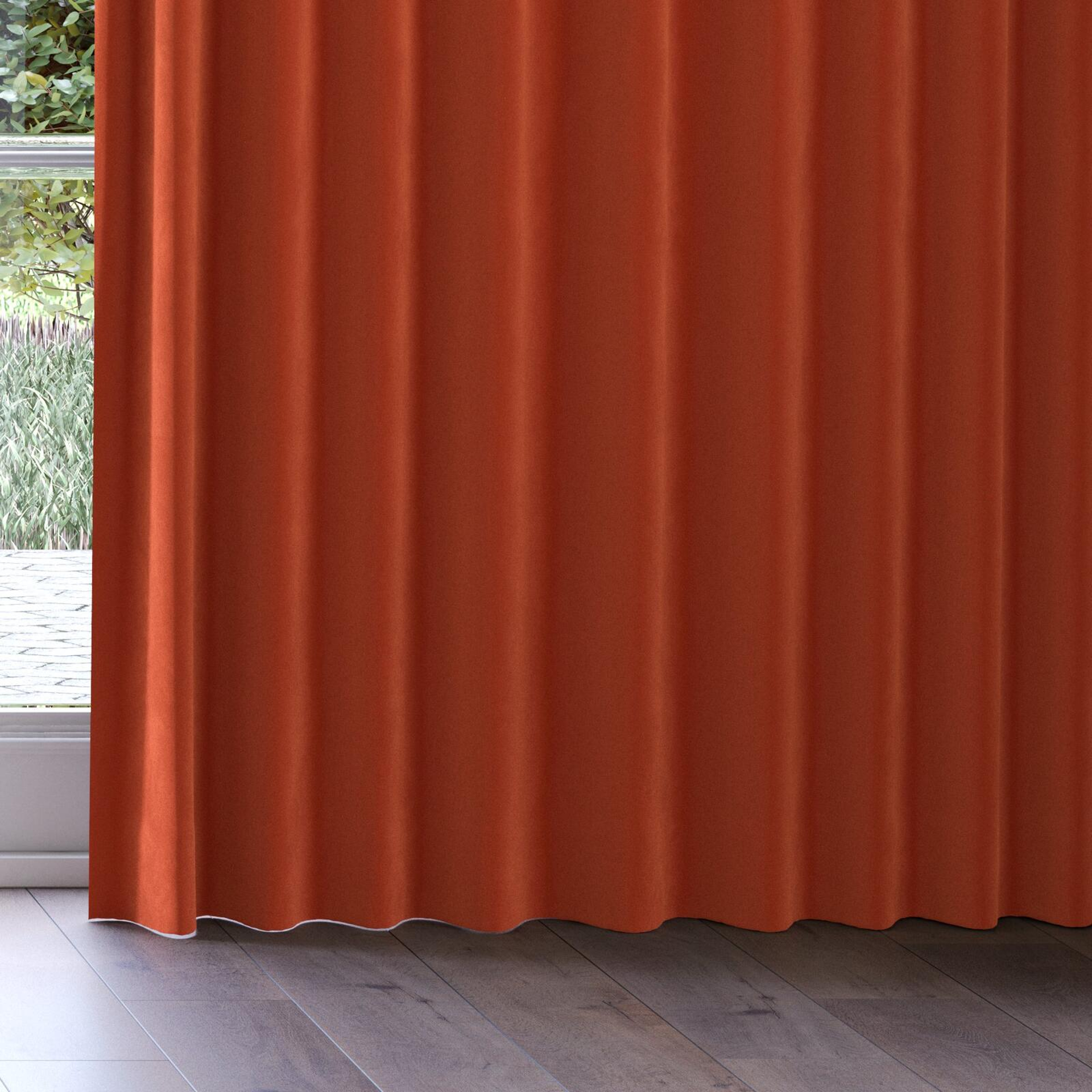 Bottom view of Verbier Sienna, on curtain rail