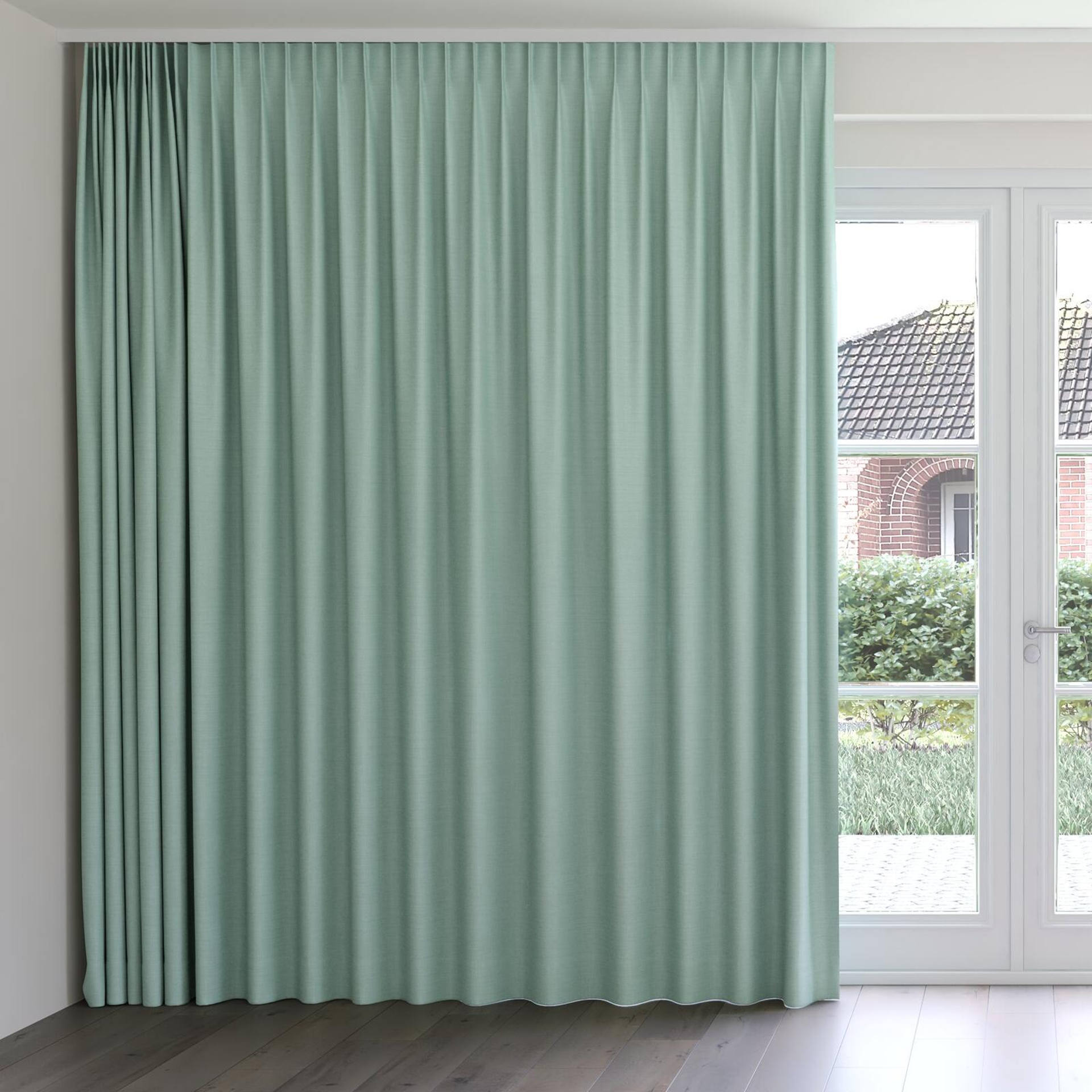 Front view of Linex Mineral, on curtain rail