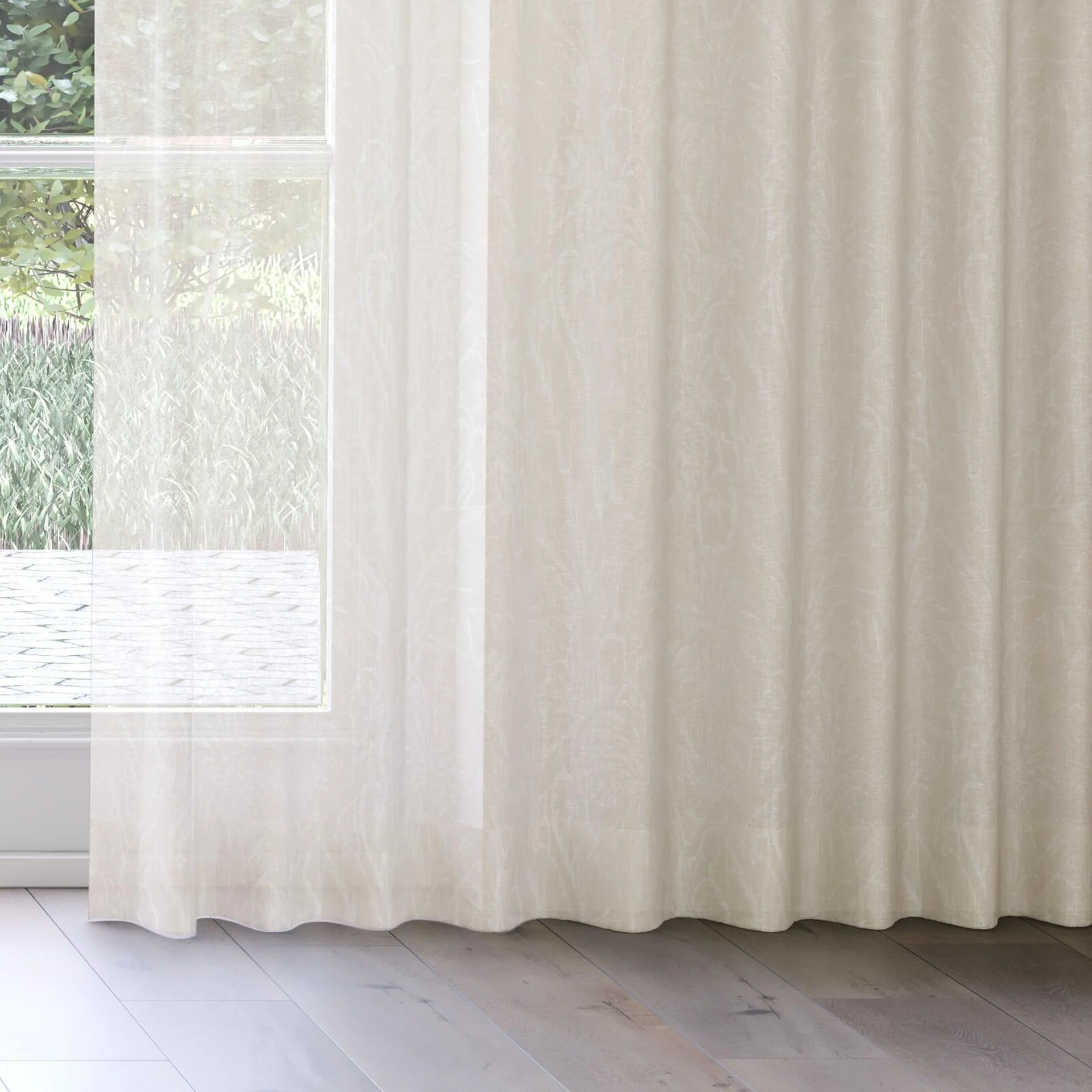 Bottom view of Palmery Sand, on curtain rail