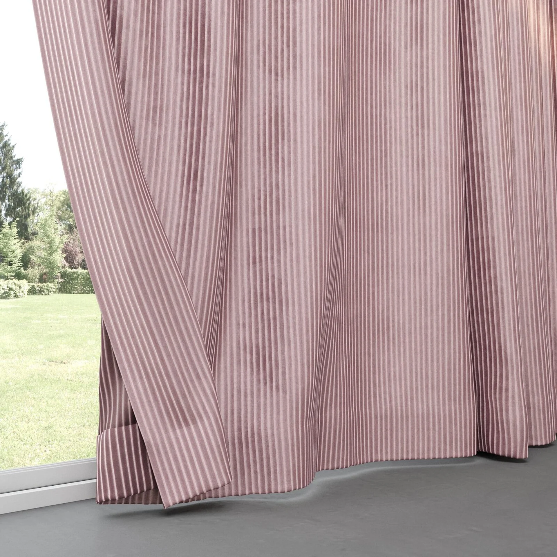 Bottom view of Embrace Bonbon, pinch pleat