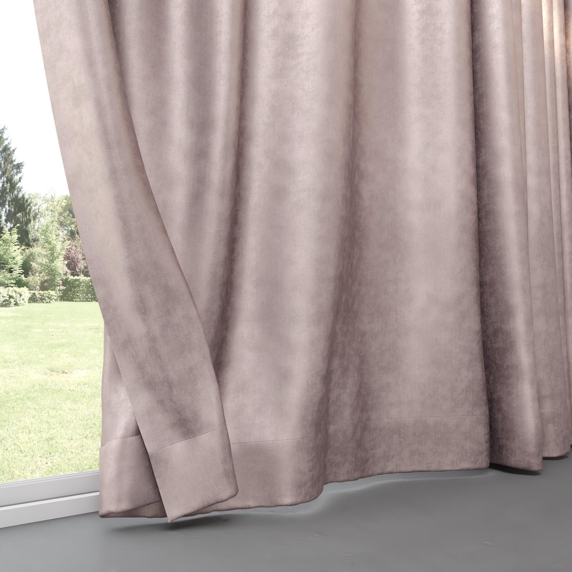 Bottom view of Fizz Heather, pinch pleat