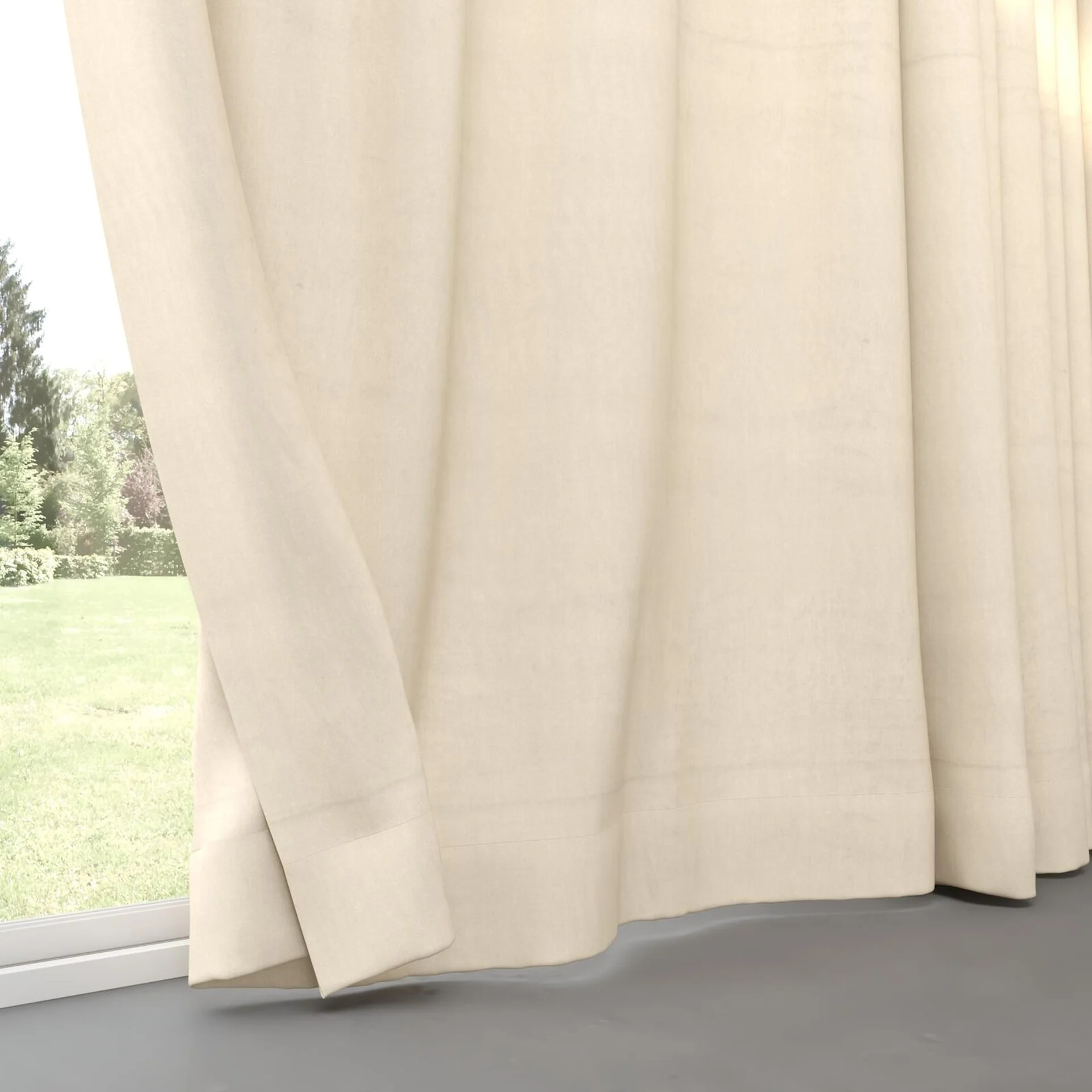 Bottom view of Warlock Beige, pinch pleat