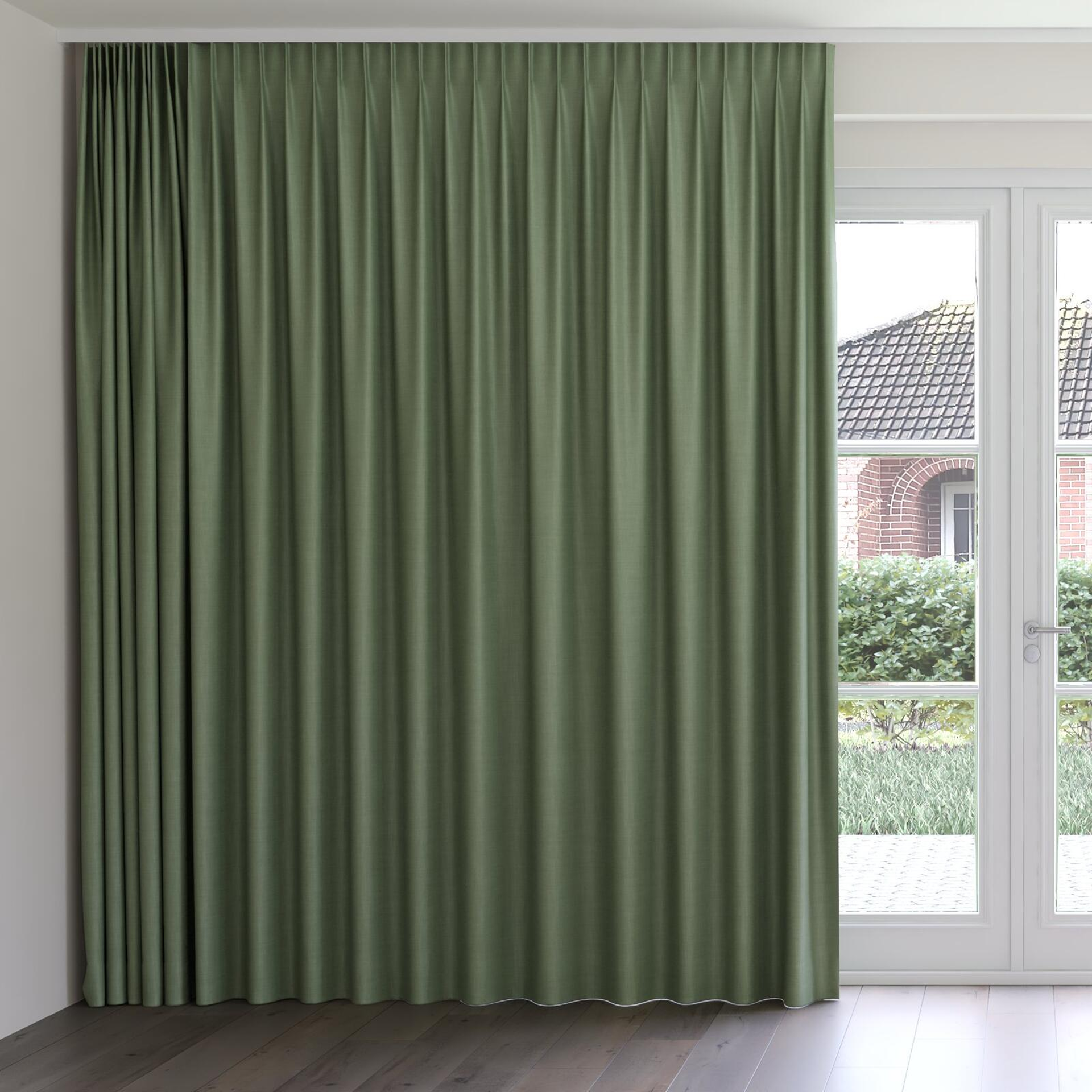 Front view of Keystone Leaf, on curtain rail