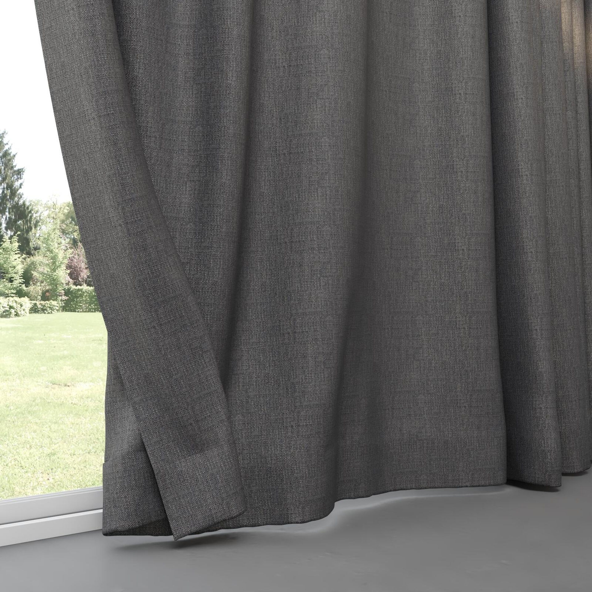 Bottom view of Gent Ash, pinch pleat