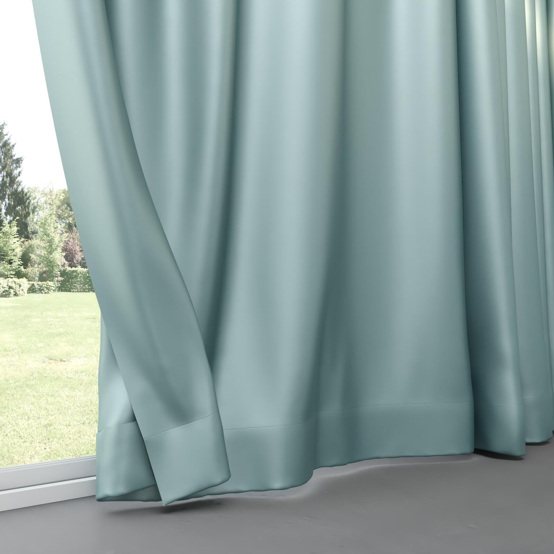 Bottom view of Moonbeam Surf, pinch pleat