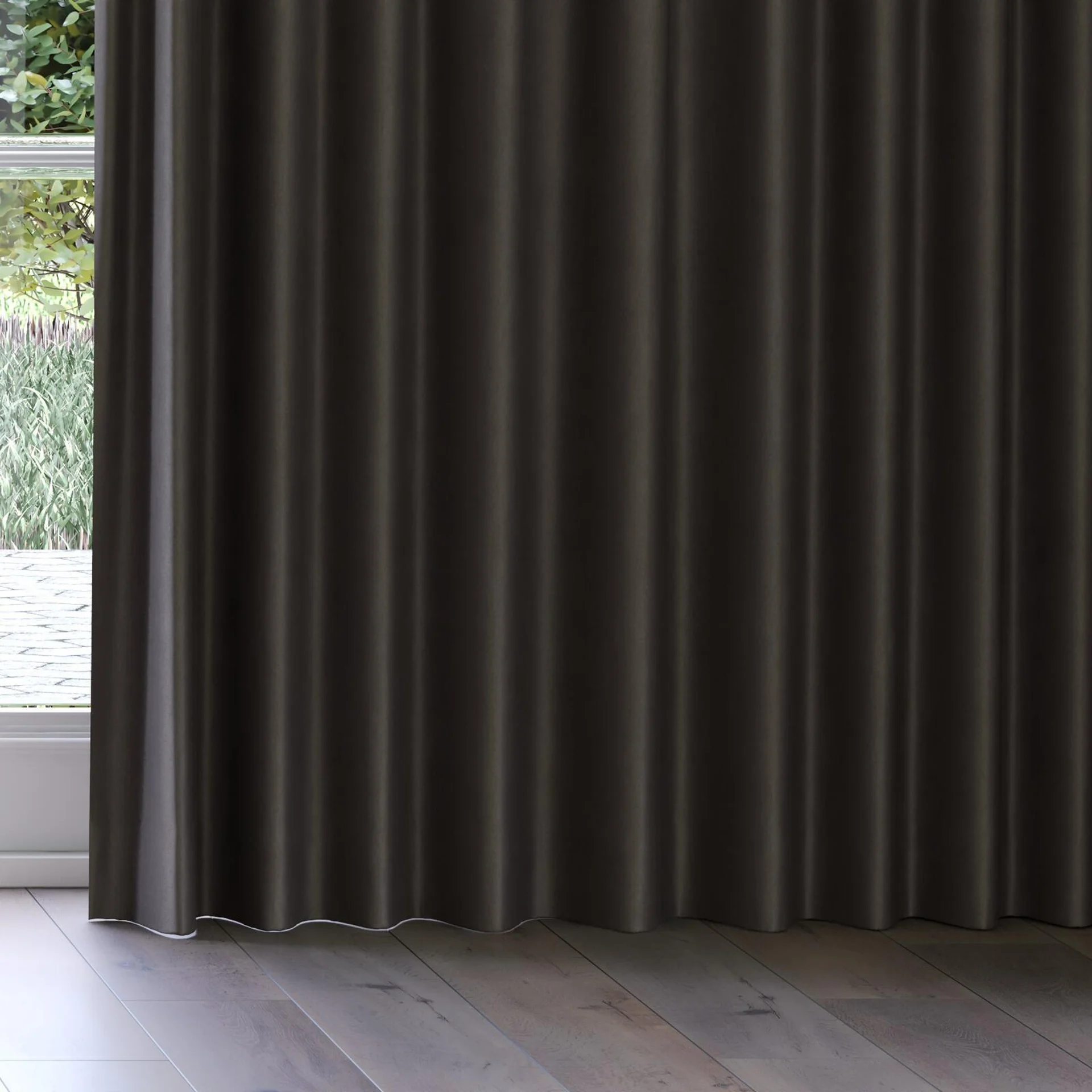 Bottom view of Lech Brownie, on curtain rail