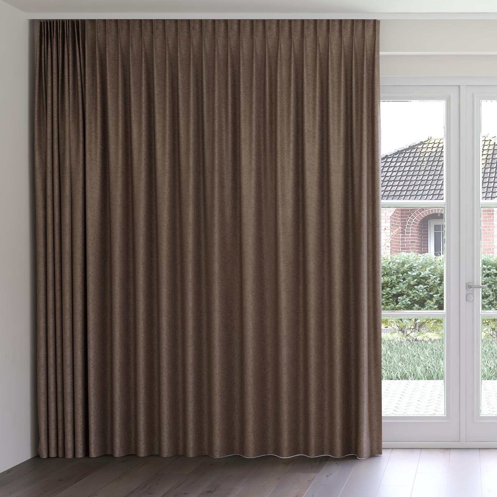 Front view of Monsieur Tiramisu, on curtain rail