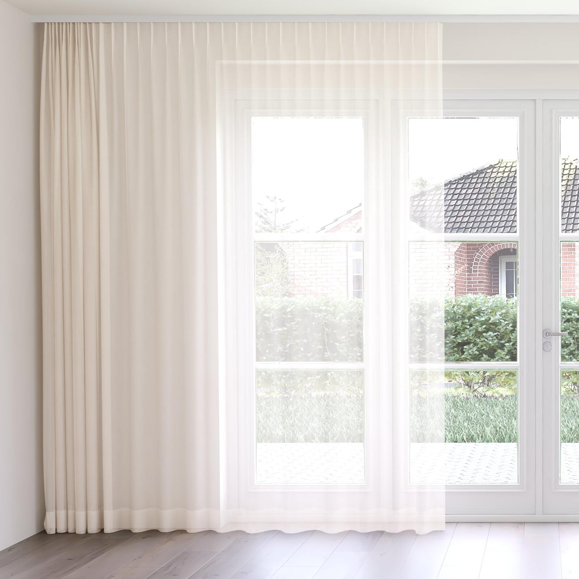Front view of Sardinia Dune, on curtain rail