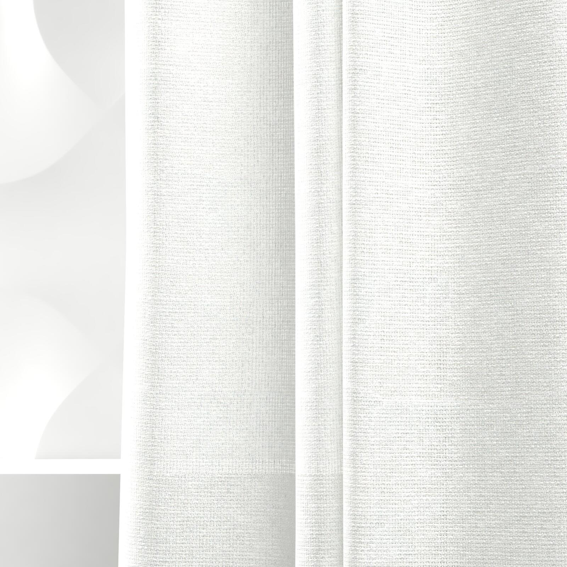 Detailed view of Open Cream