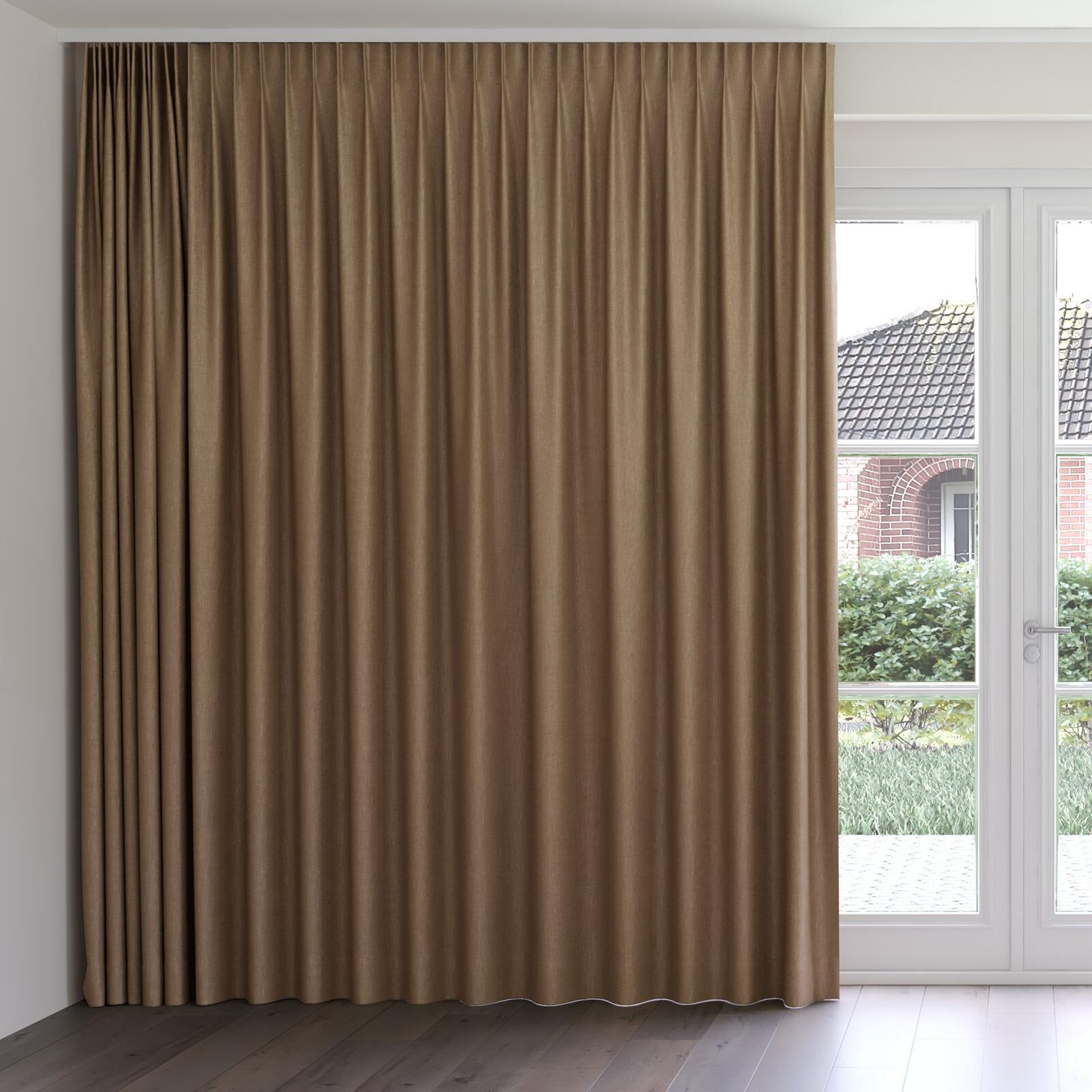 Front view of Bronco Mushroom, on curtain rail