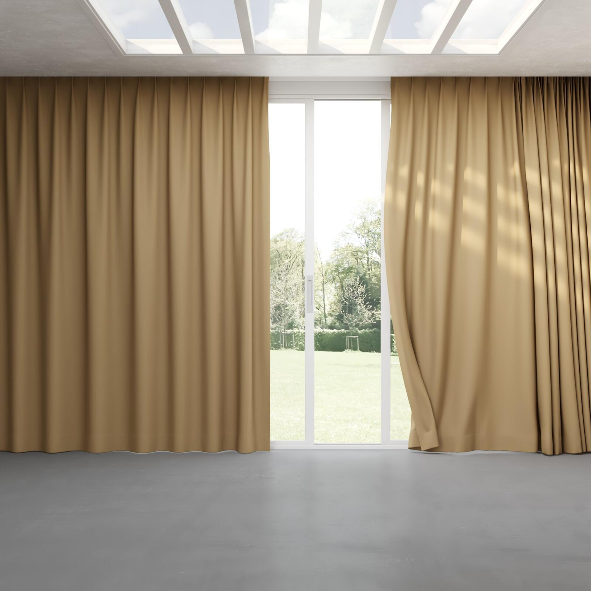 Full view of Vela Sponge, pinch pleat