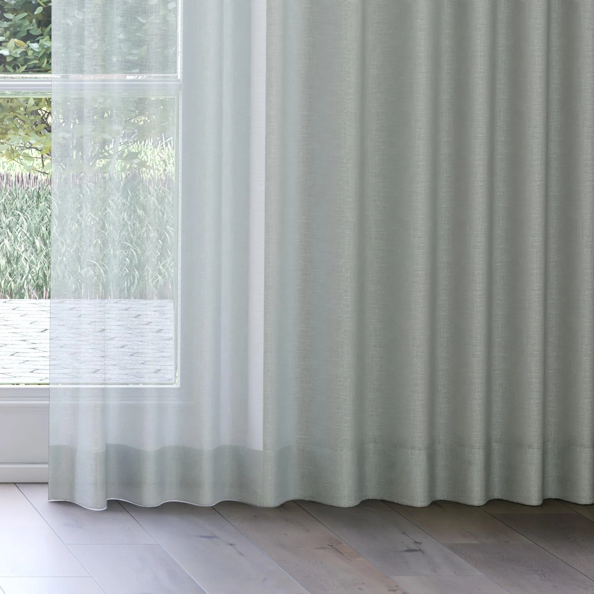 Bottom view of Uno Mineral, on curtain rail