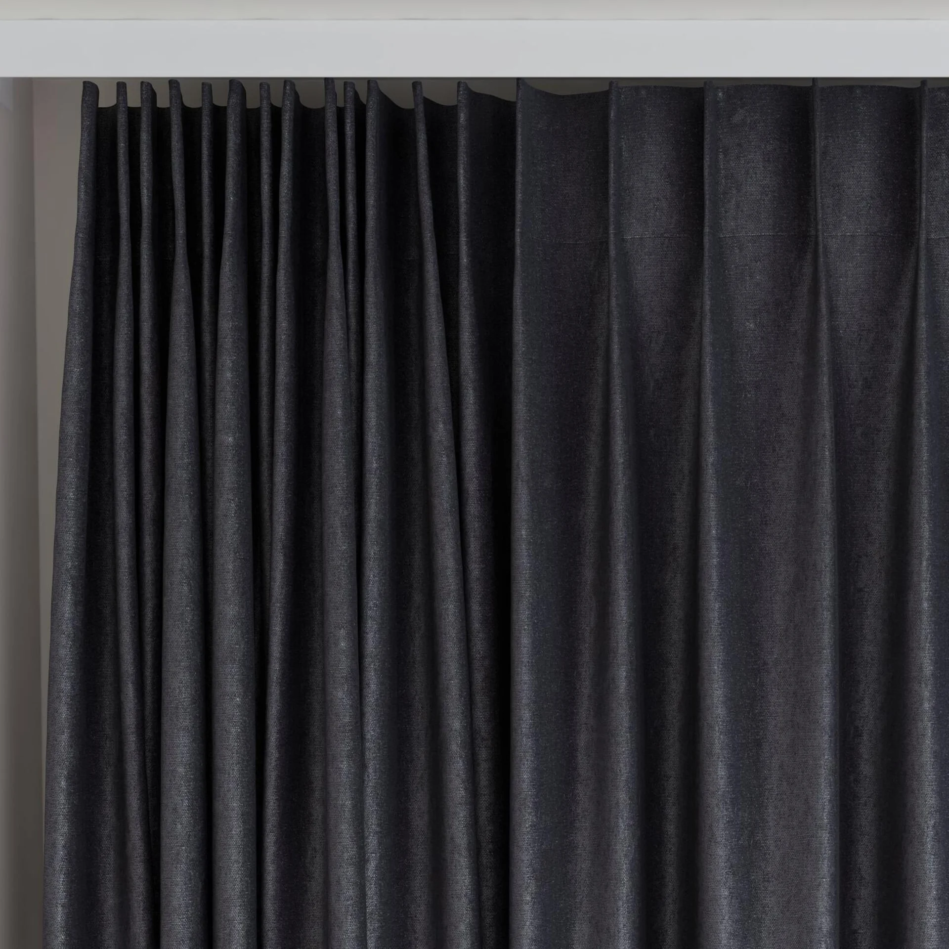 Top view of Recharge Anthracite, on curtain rail