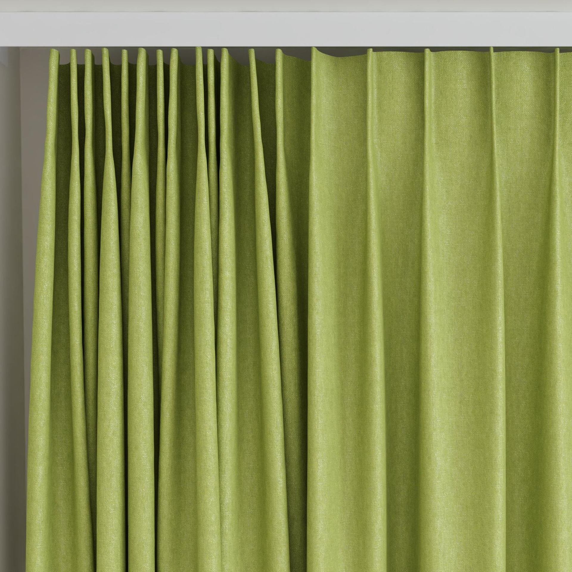 Top view of Rover Lettuce, on curtain rail