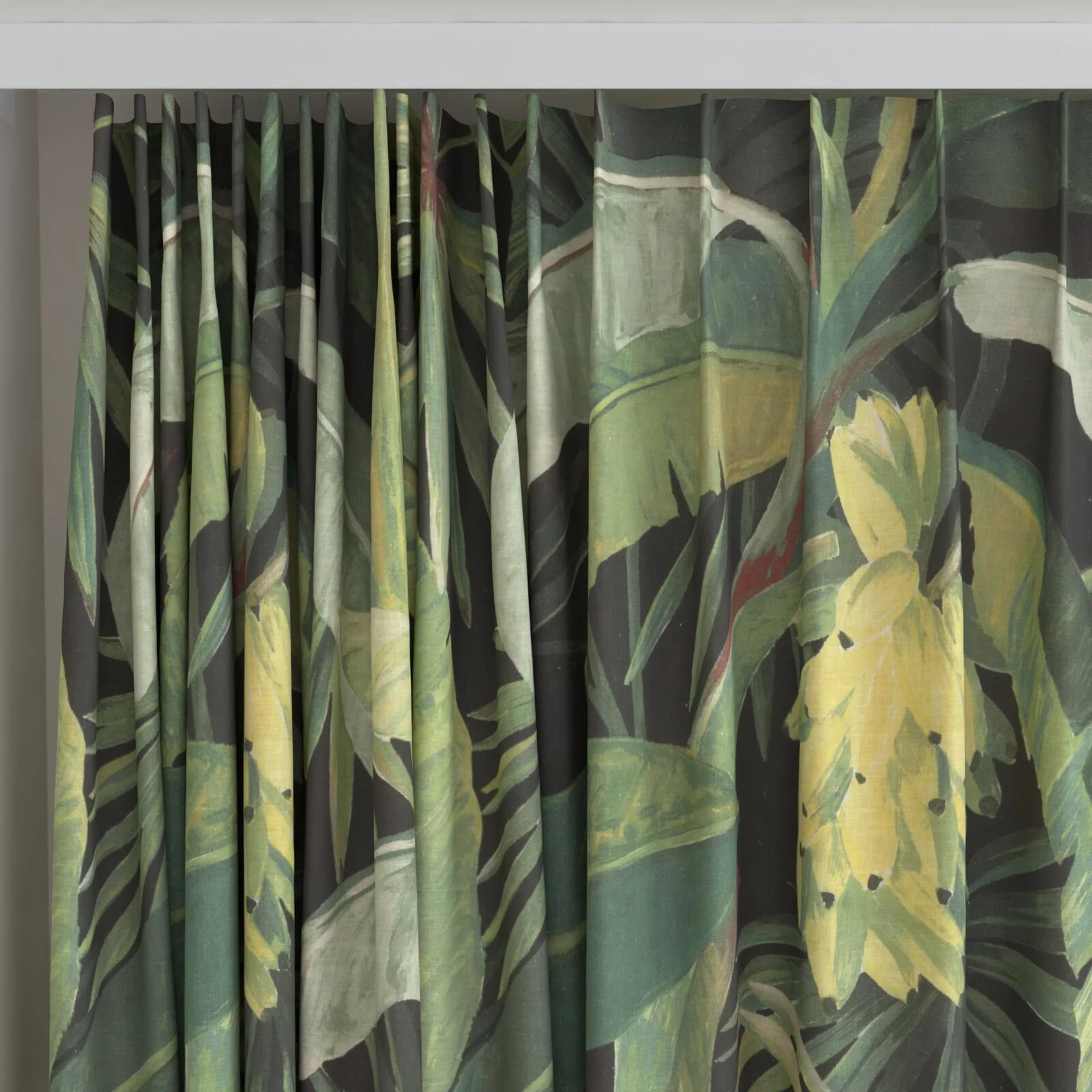 Top view of La Palma Midnight, on curtain rail