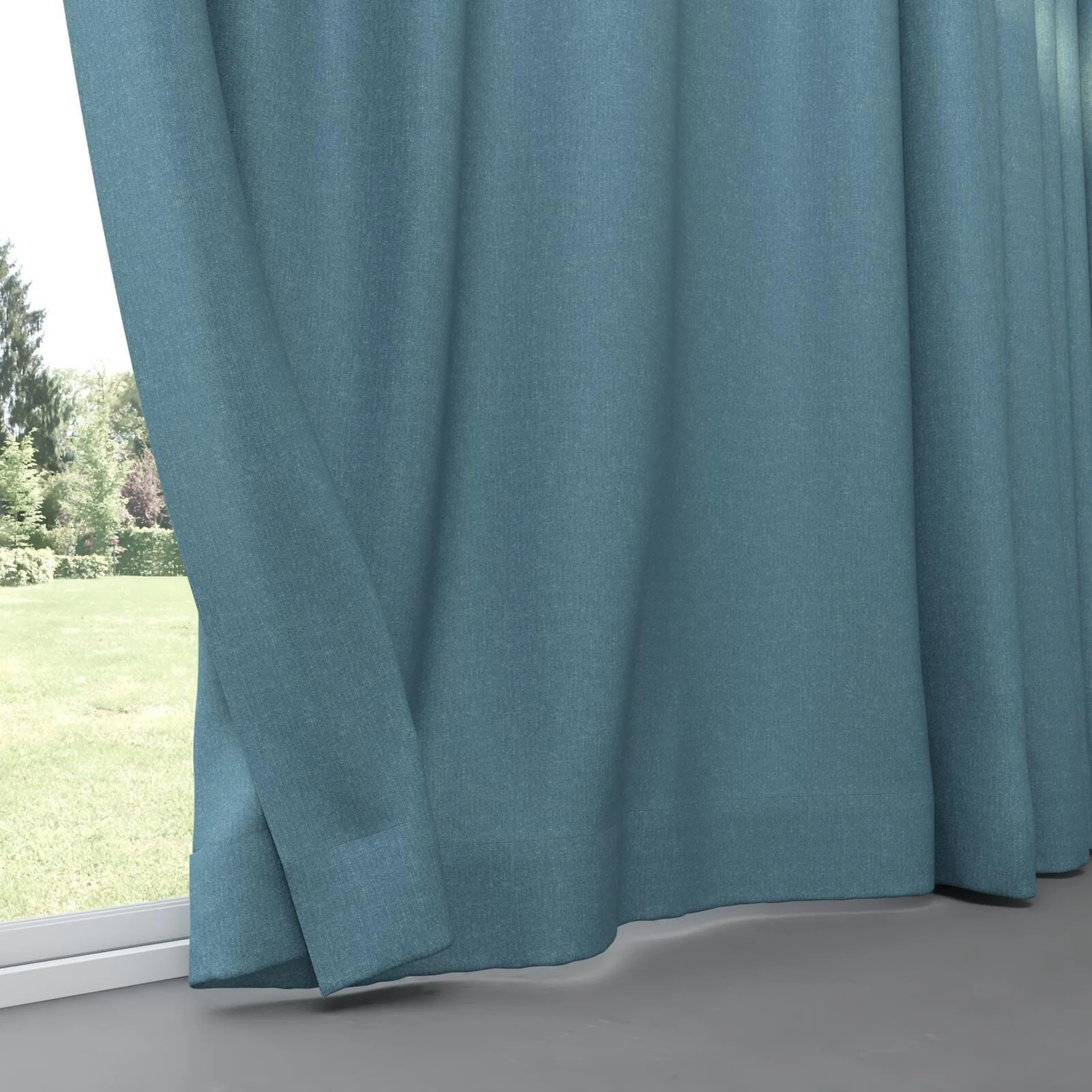 Bottom view of Excel Bluebell, pinch pleat