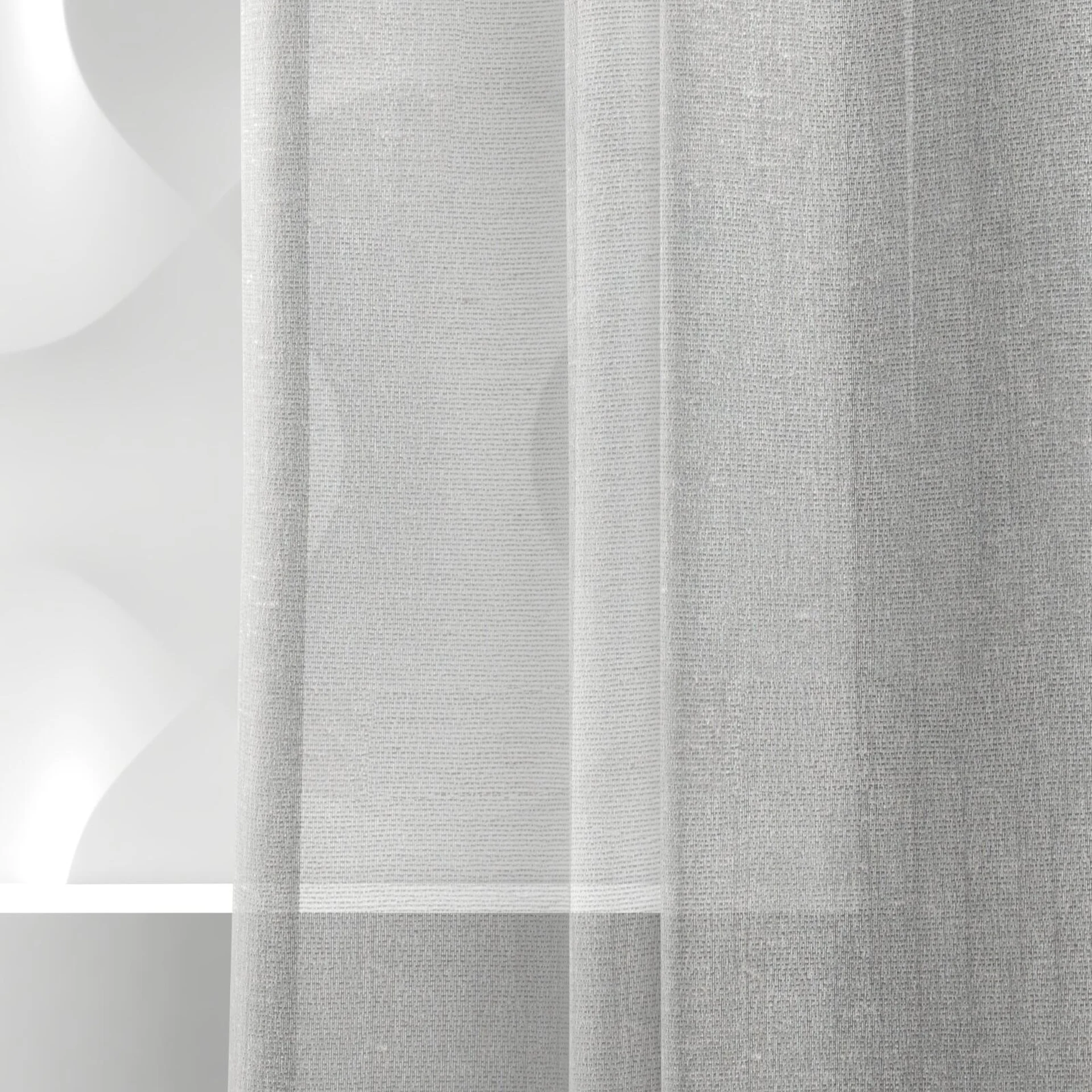 Detailed view of Distill Shadow