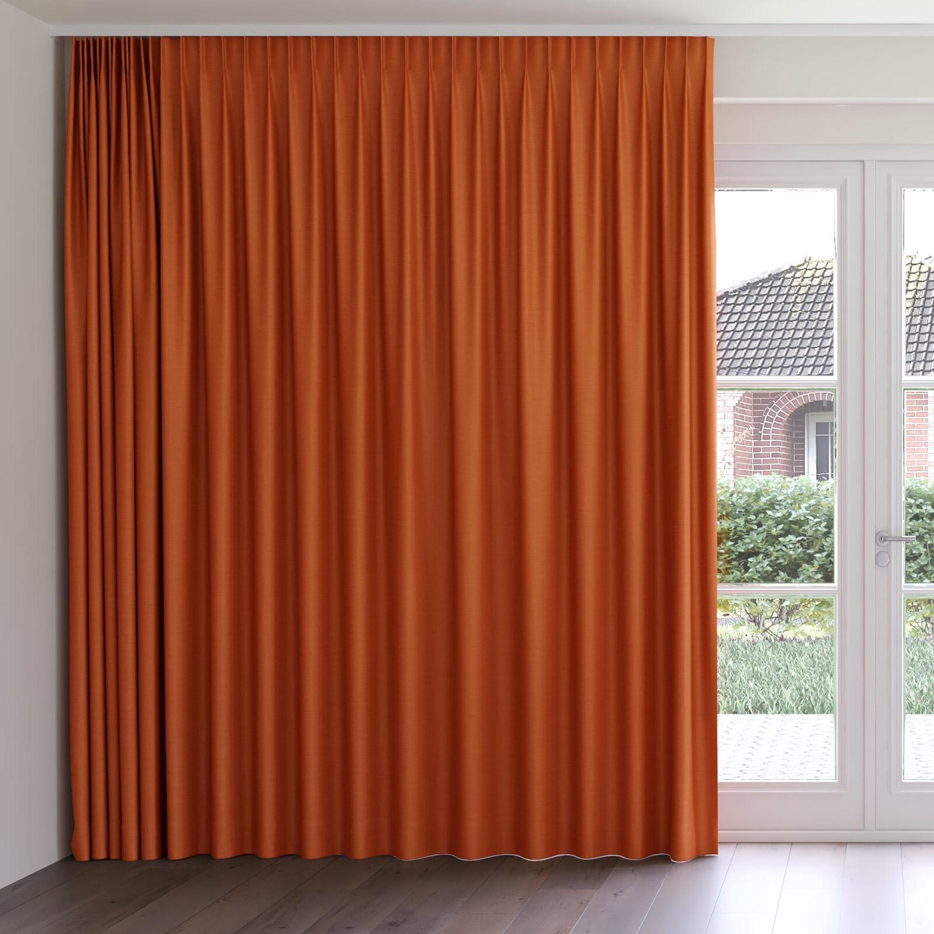 Front view of Linex Sienna, on curtain rail